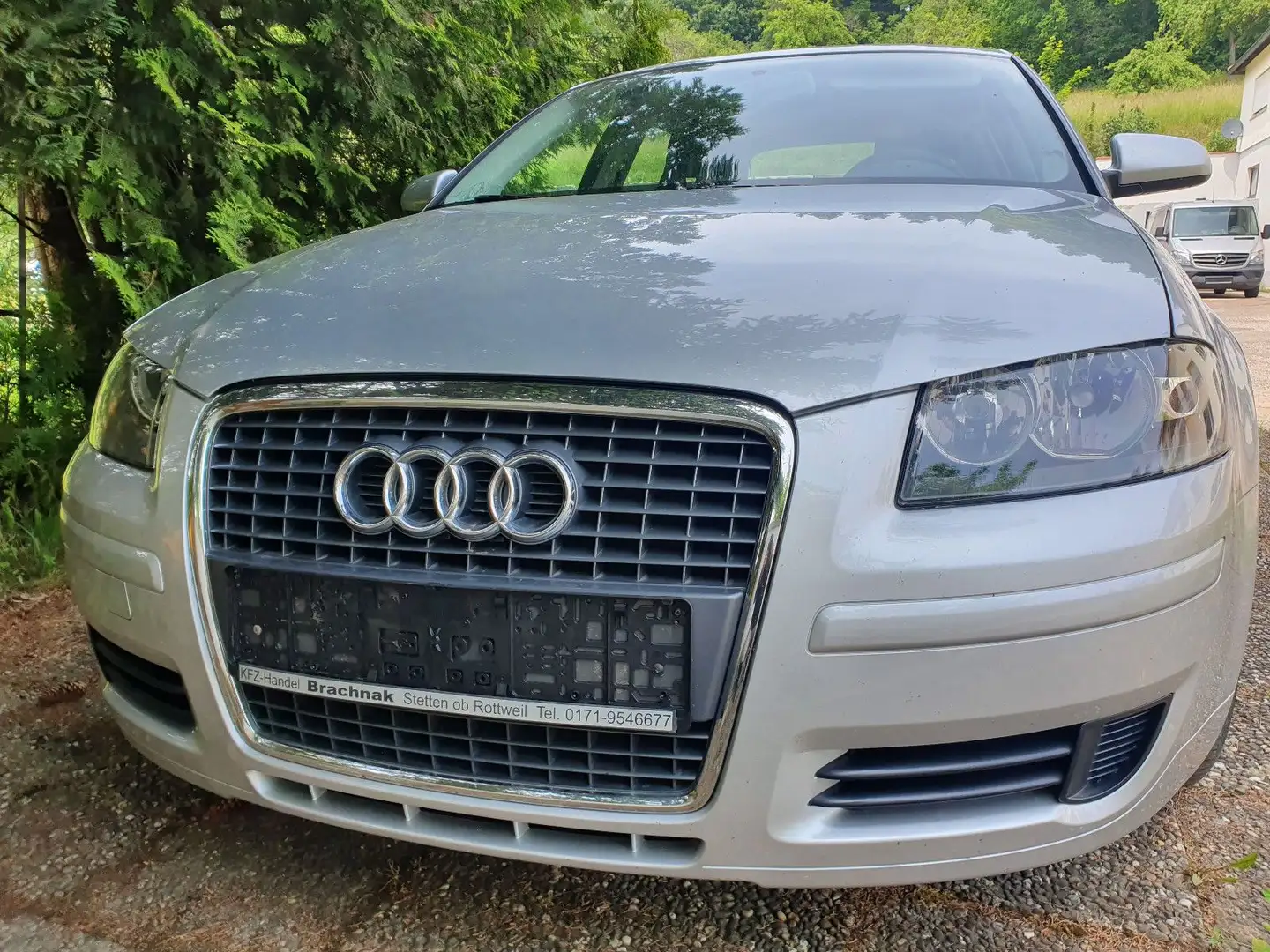 Audi A3 Sportback 1.6 Attraction Silber - 1