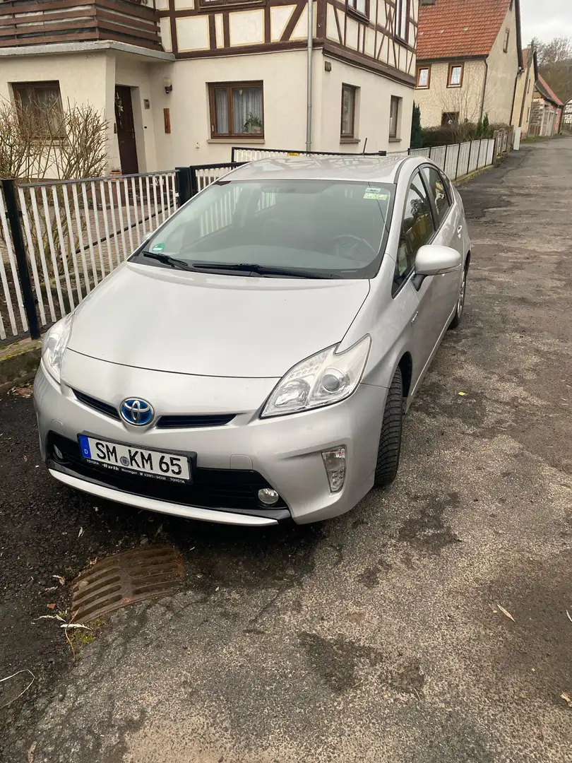 Toyota Prius (Hybrid) Life - 2
