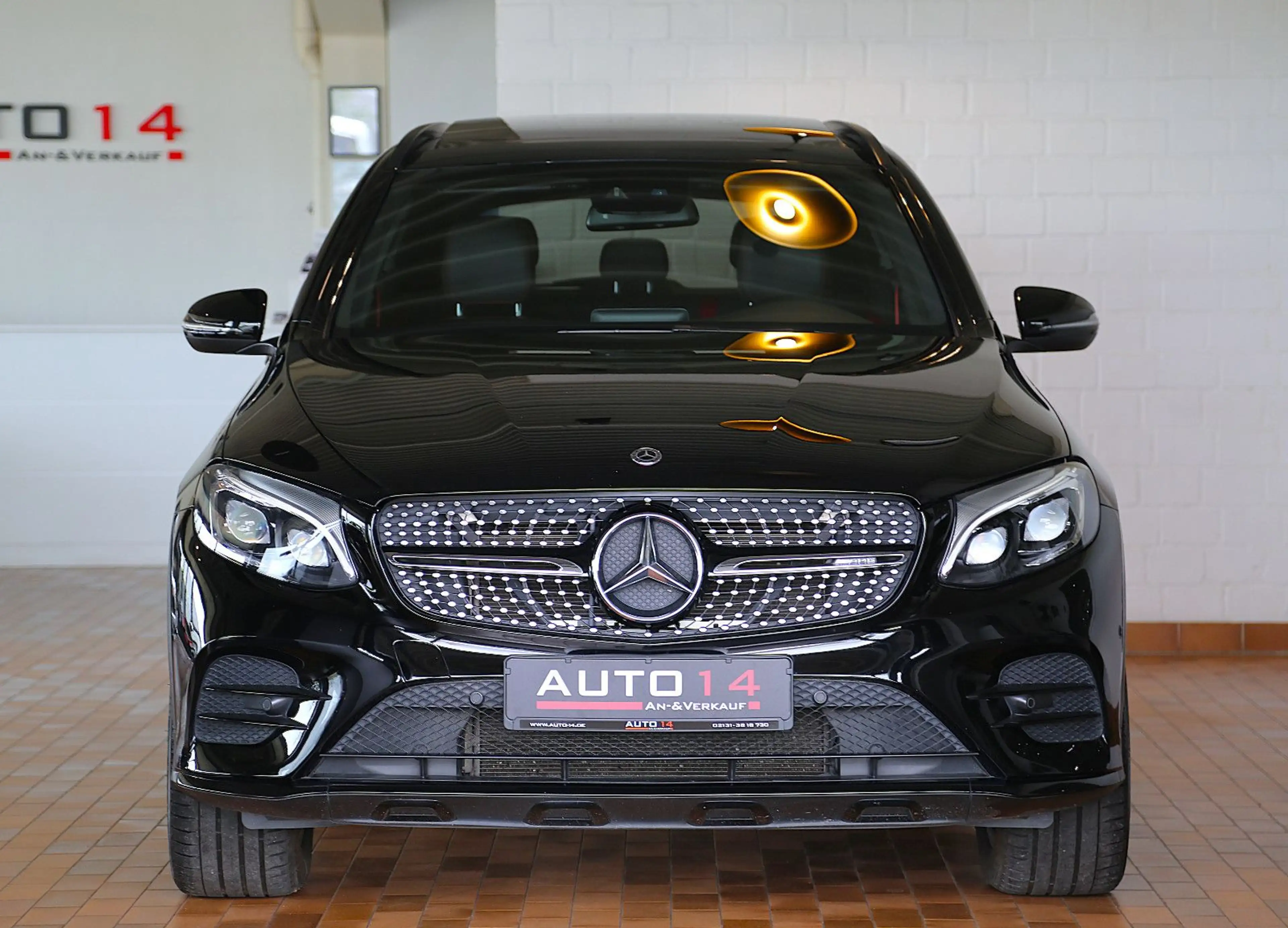 Mercedes-Benz GLC 43 AMG Night 4M Panorama AHK Airmatic Kamera — photo 3