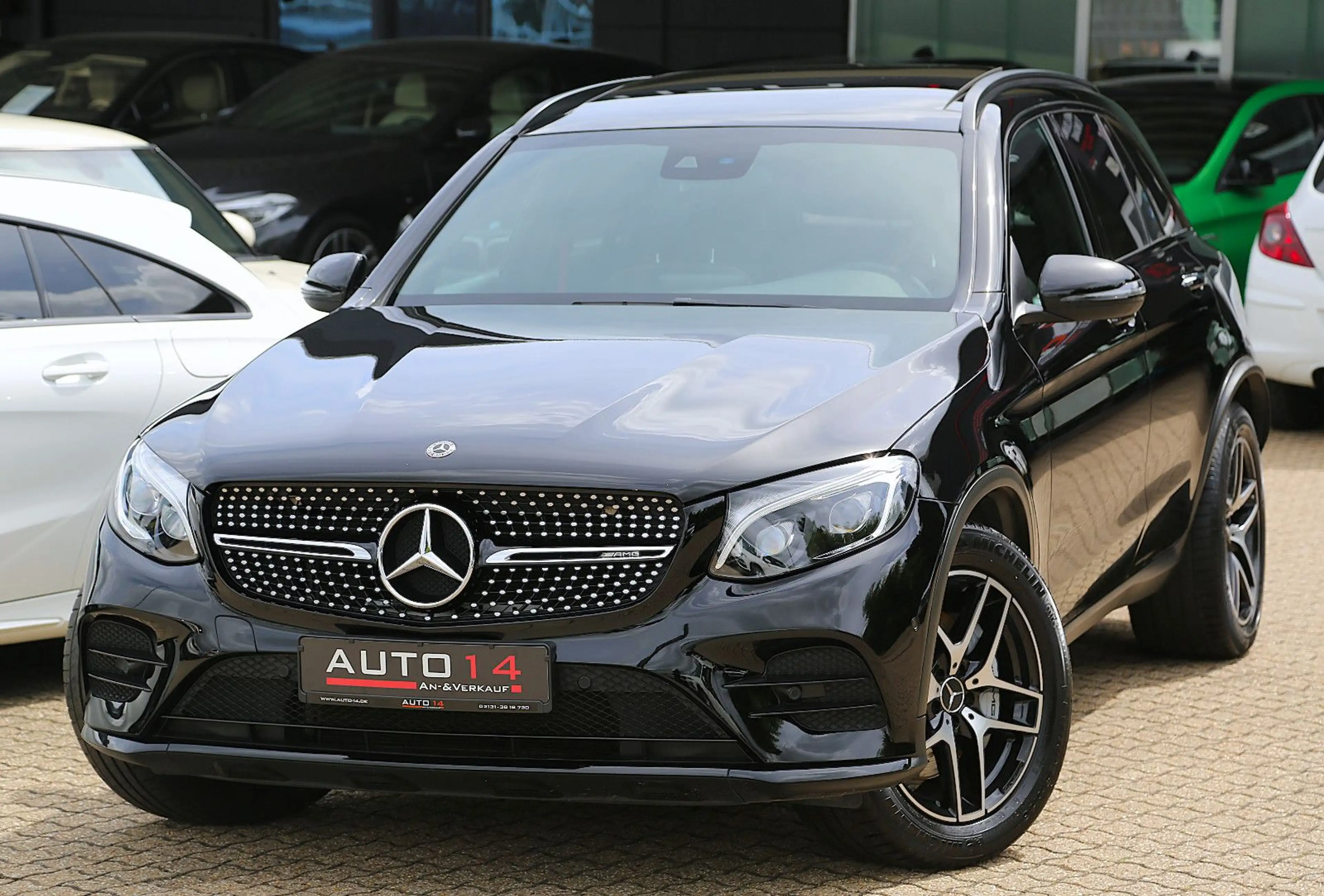 Mercedes-Benz GLC 43 AMG Night 4M Panorama AHK Airmatic Kamera — photo 10