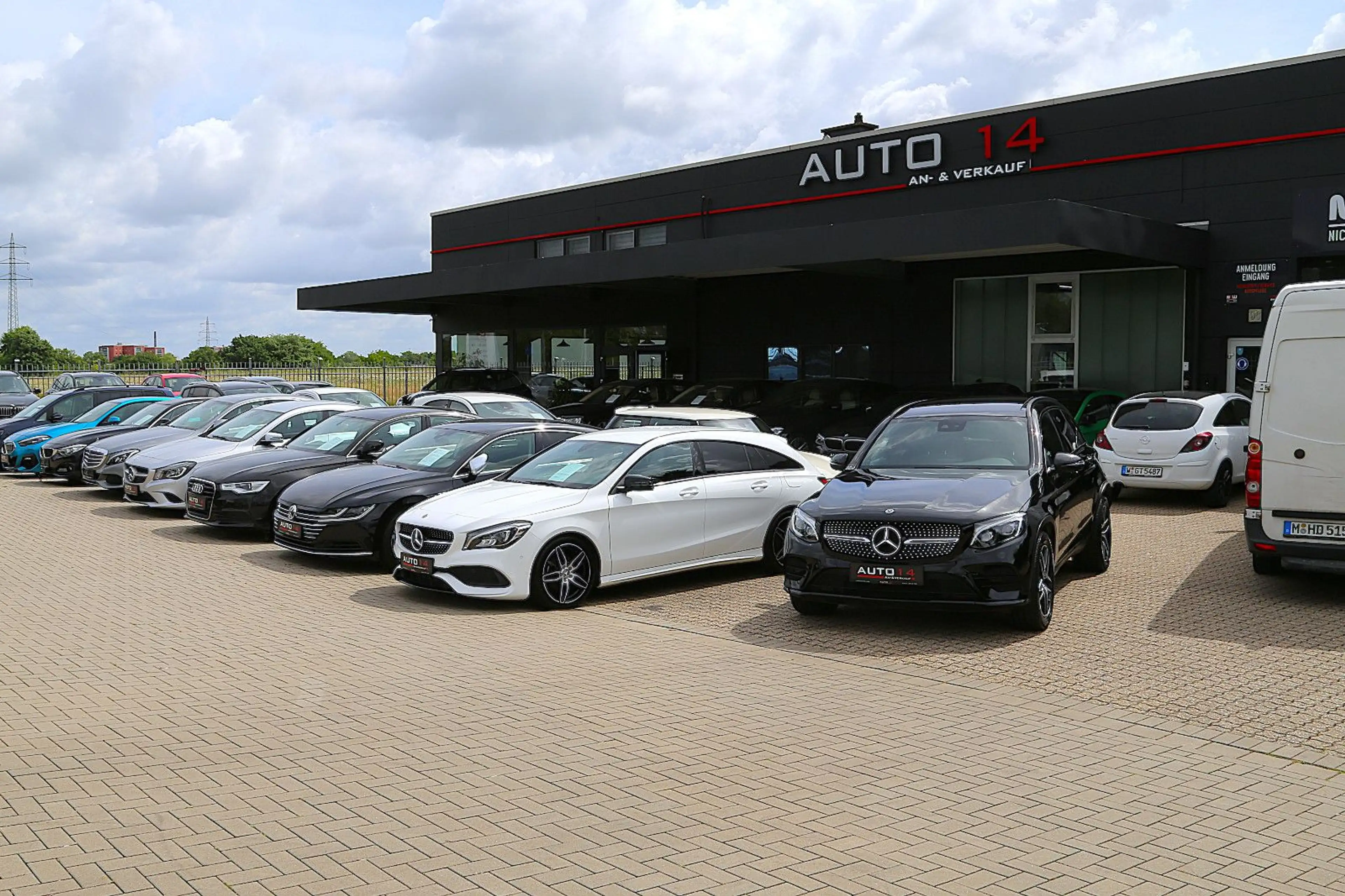 Mercedes-Benz GLC 43 AMG Night 4M Panorama AHK Airmatic Kamera — photo 5