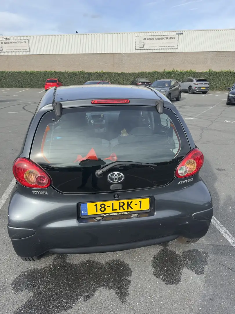 Toyota Aygo Сірий - 1
