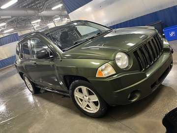 4WD 4dr Sport