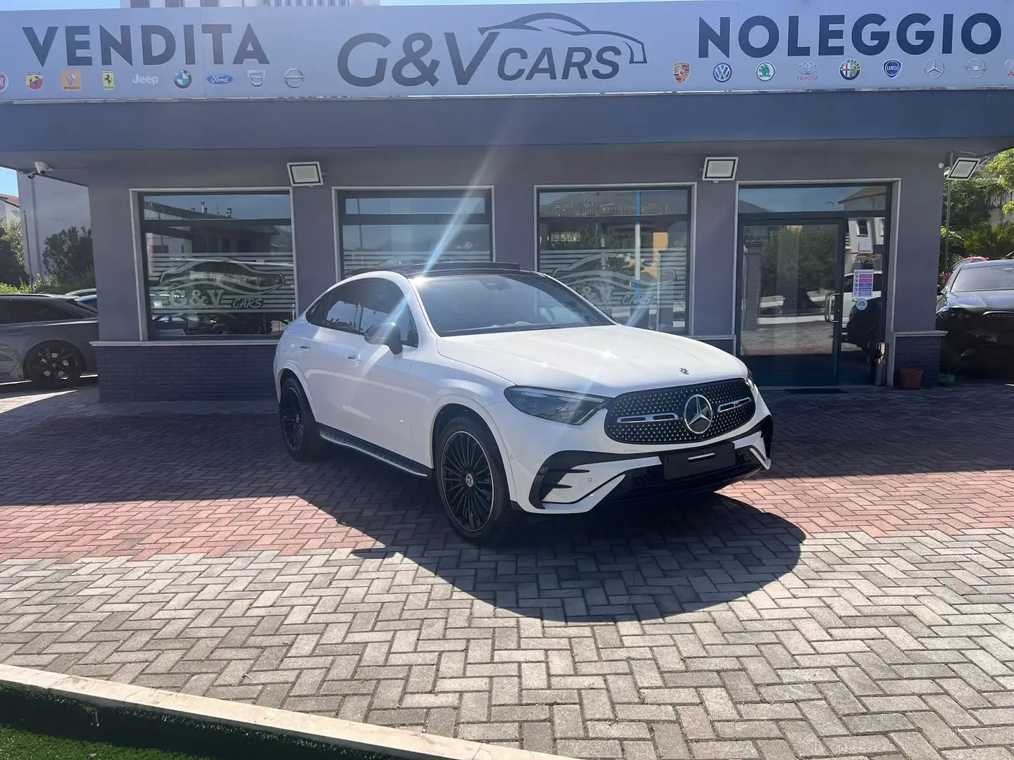 Mercedes-Benz GLC 220 d Coupé  AMG Line Premium Plus 4matic auto Weiß - 1