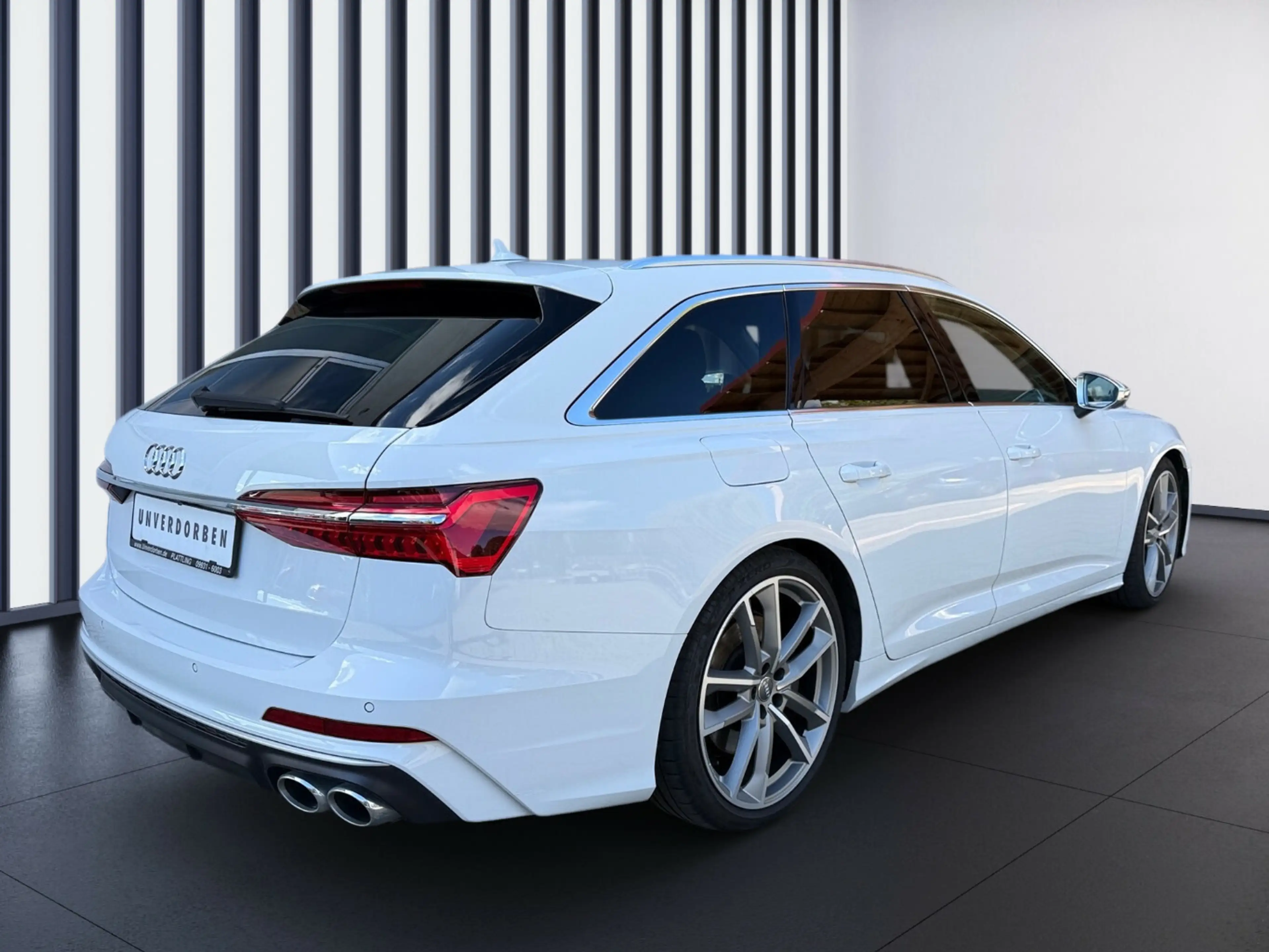 Audi S6 3.0 TDI QUATTRO*8-fach*LEDER*AHK*Standhzg*Sound* — photo 4
