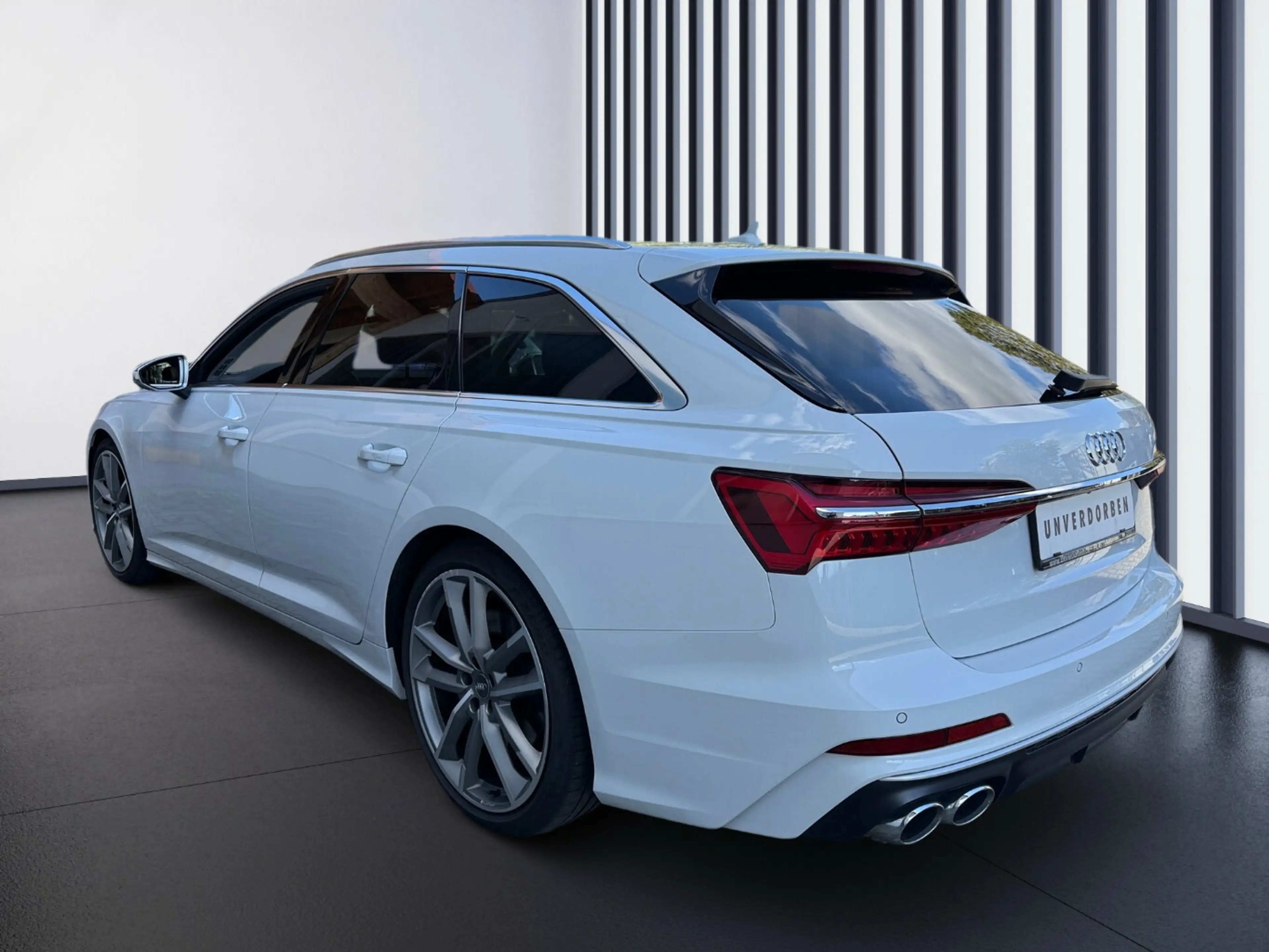 Audi S6 3.0 TDI QUATTRO*8-fach*LEDER*AHK*Standhzg*Sound* — photo 3