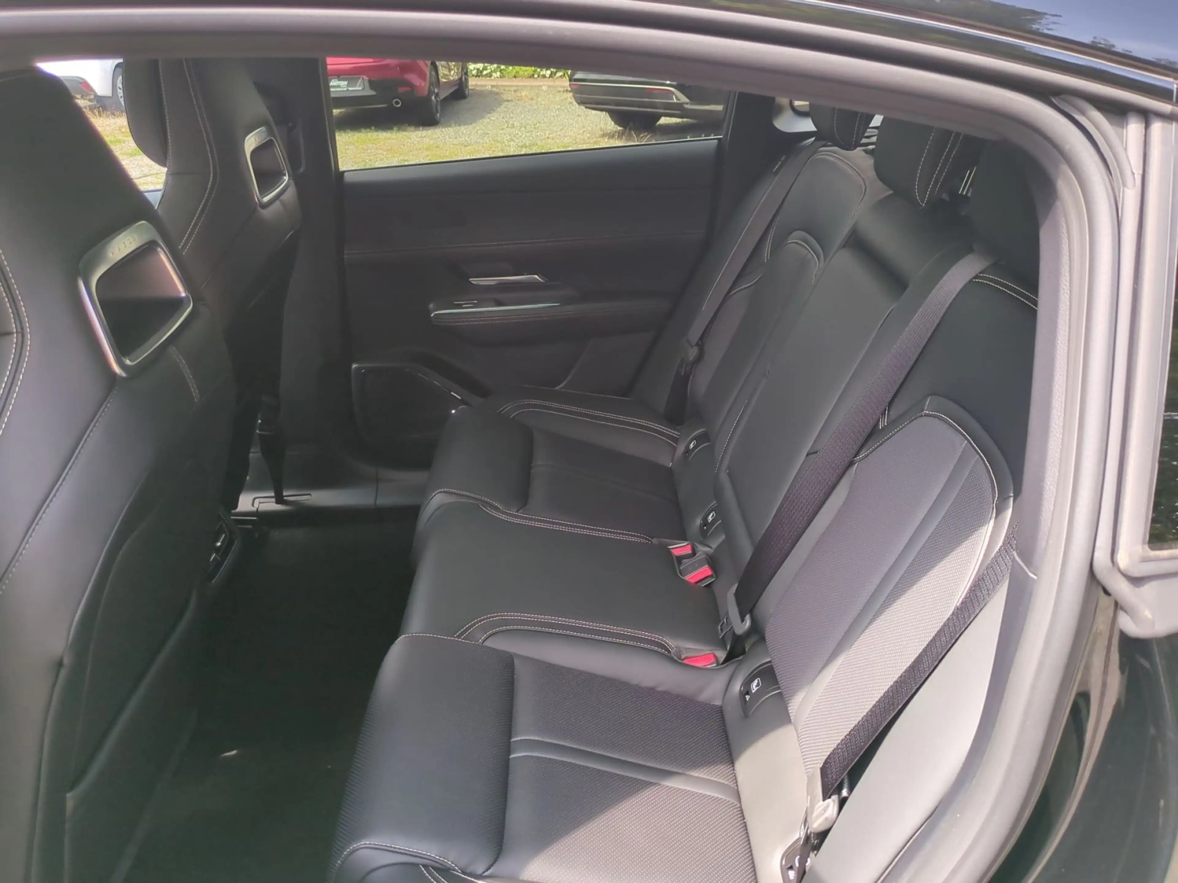 Mazda 6e Mazda 6e EV Takumi — photo 13