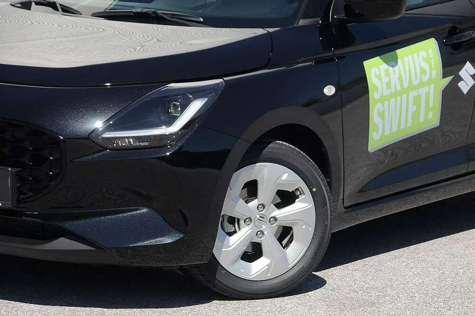 Suzuki Swift 1,2 Hybrid Shine Promotion Edition Schwarz - 2