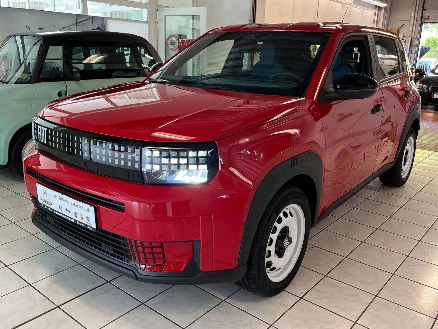 Fiat Grande Panda Elektro 83 kW RED - sofort Verfügbar! Rojo - 1