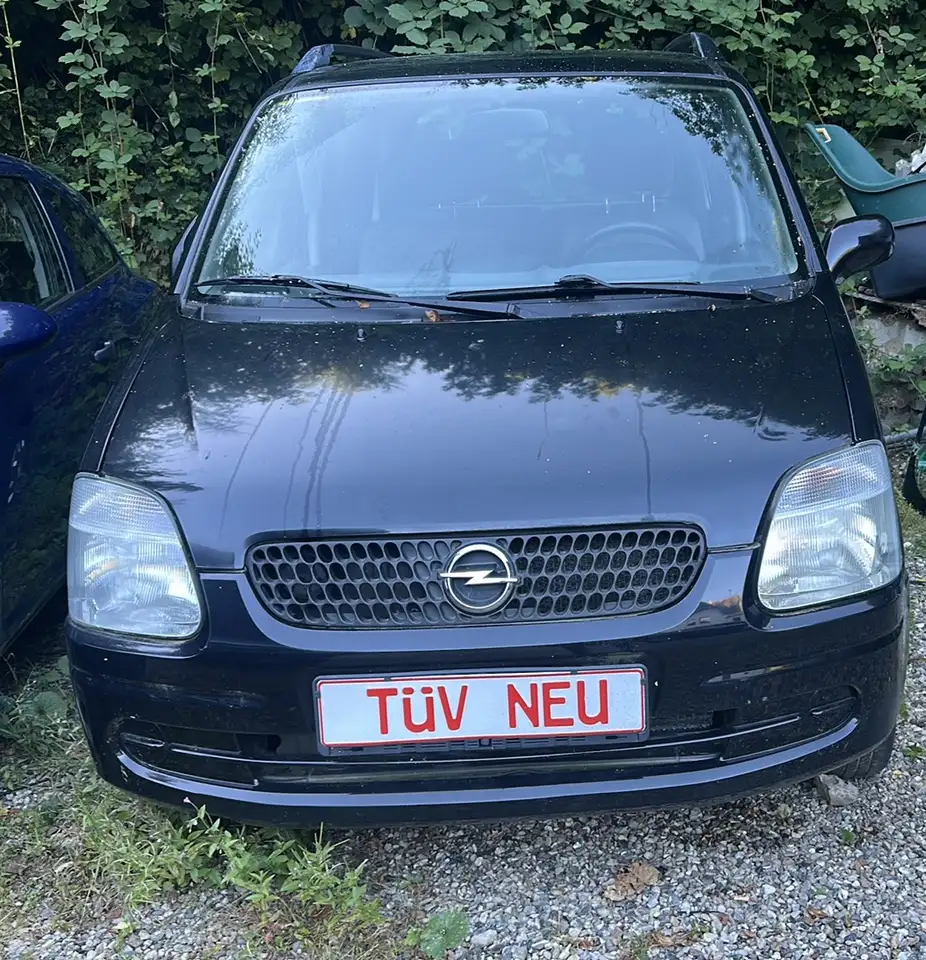 Opel Agila 1.0 12 V, foto 1