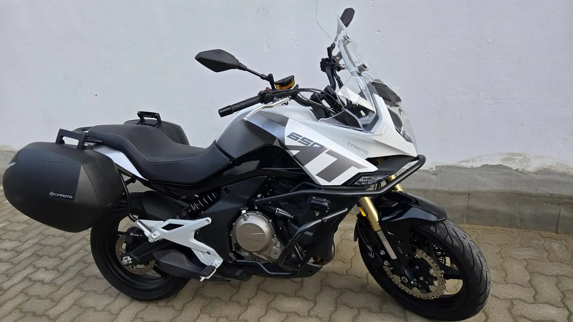 CFMOTO 650 MT EURO 5 ABS Bianco - 2