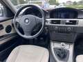 BMW 320 Touring 320d*PANO*NAVI*SHZ*TEMPOMAT* Gold - thumbnail 18