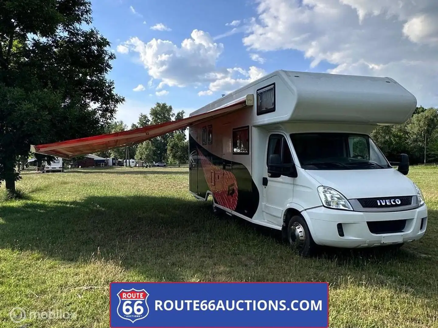 Iveco 50c18 Camper | 2011 | Route 66 Auctions Noir - 1