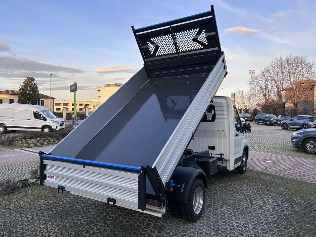 Maxus Deliver 9 2026