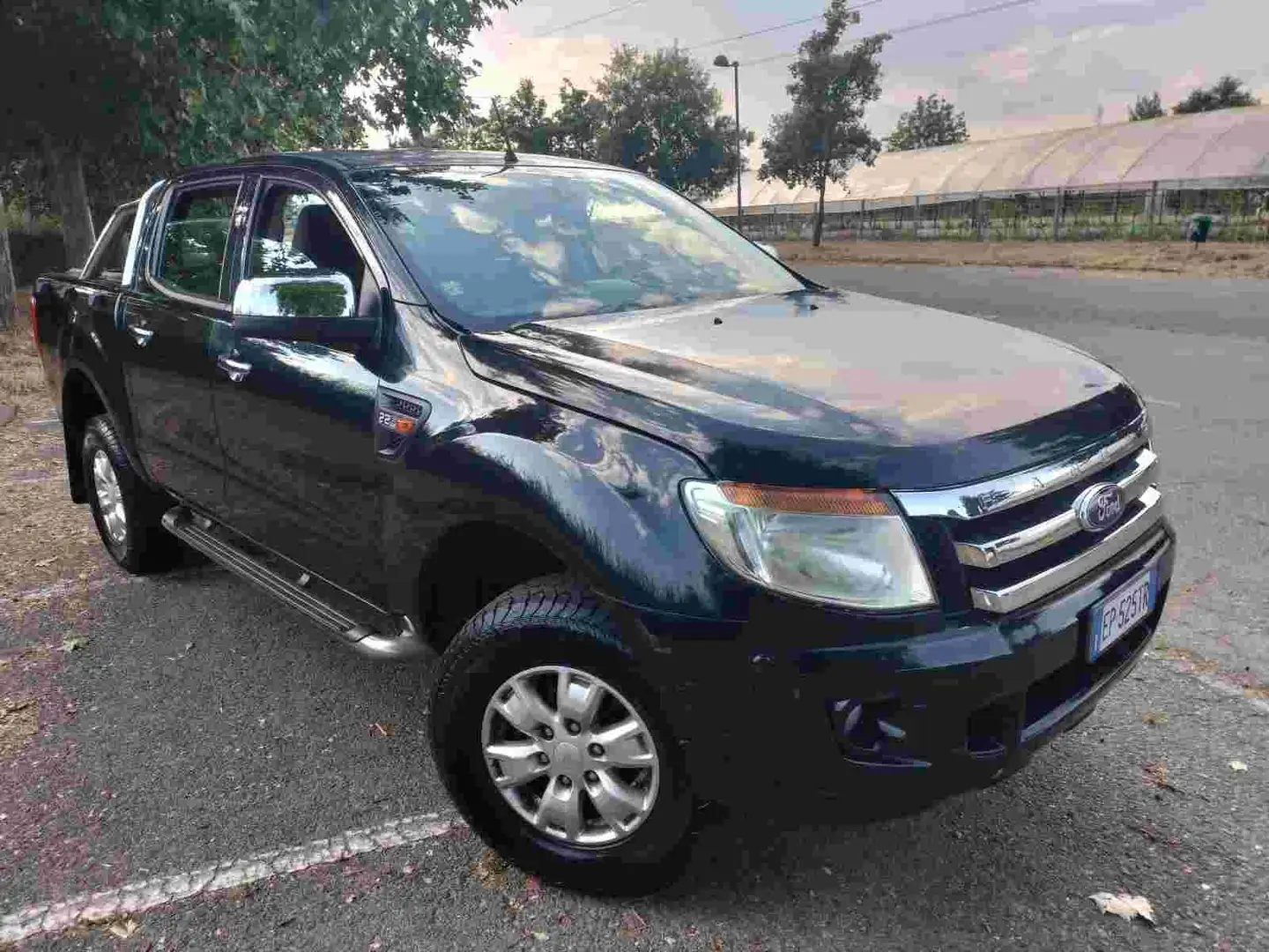 Ford Ranger 2.2 tdci double cab XLT Gris - 1