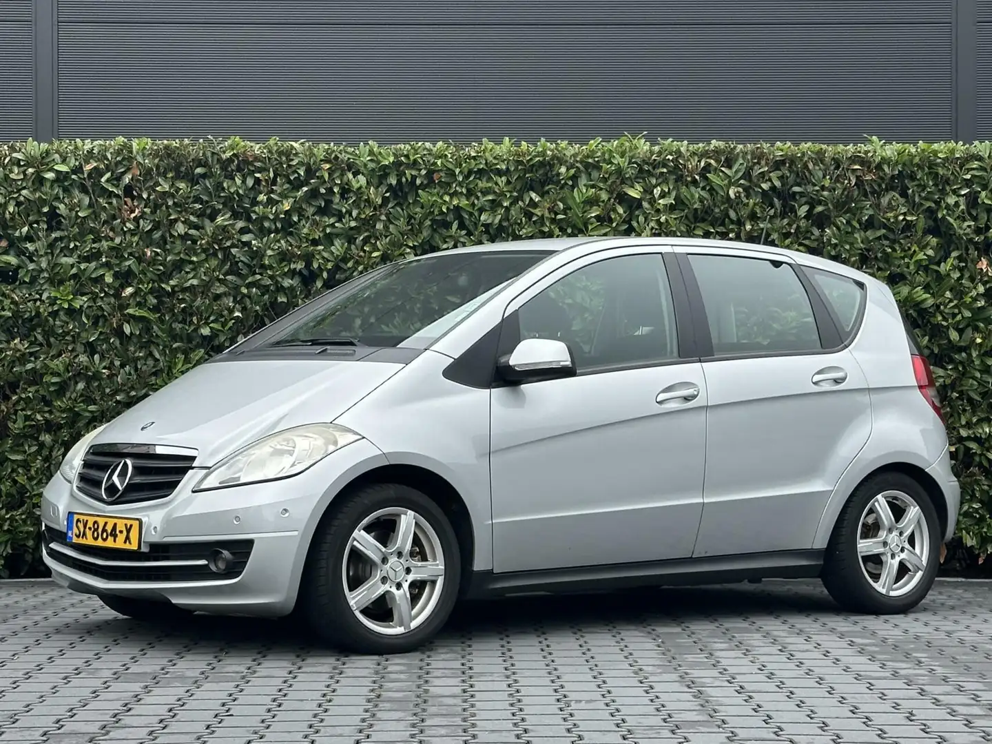 Mercedes-Benz A 150 Classic, AIRCO, PARKEERSENSOREN, TREKHAAK, ELEKTRI Gris - 1