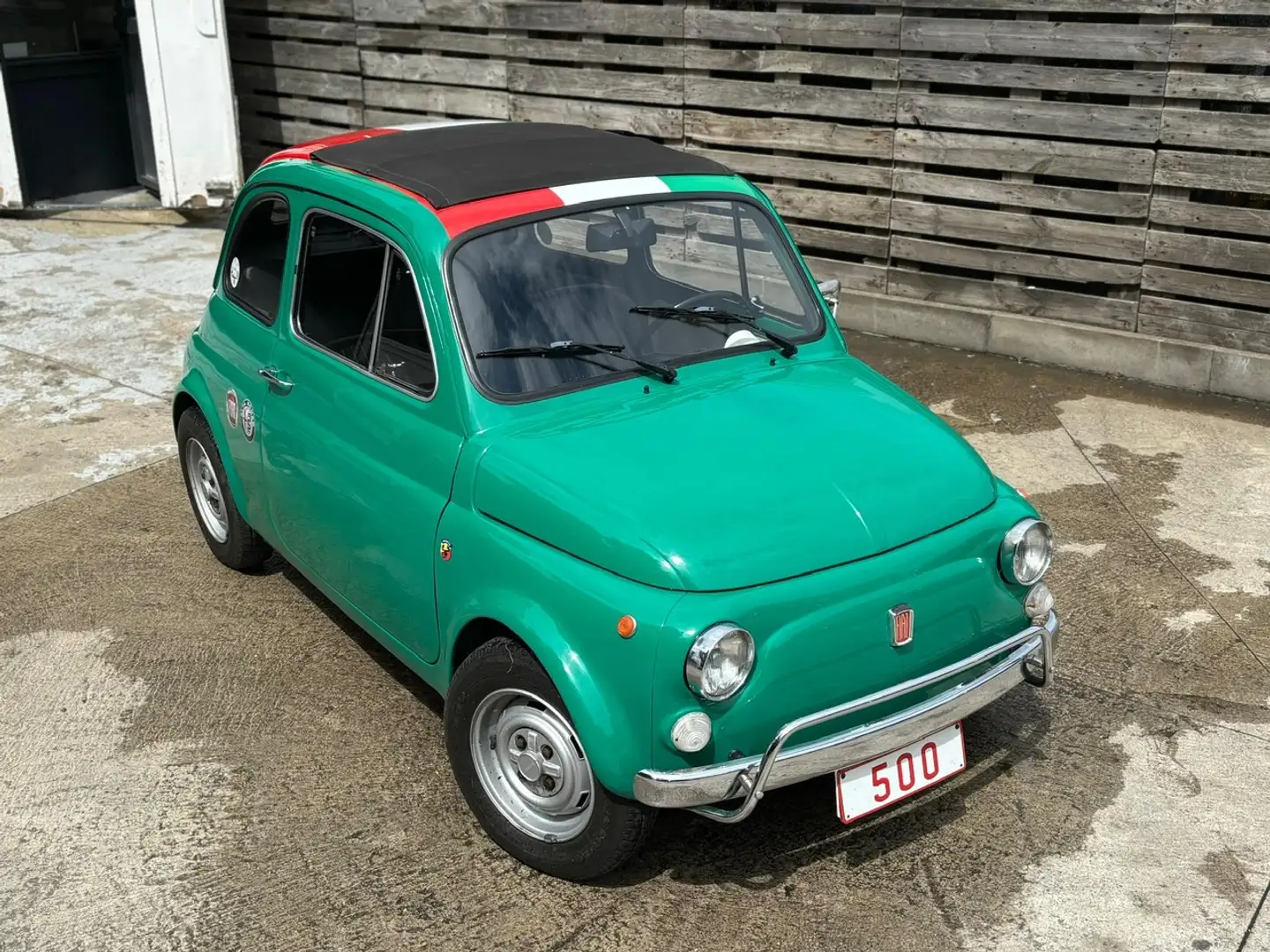 Fiat 500 Ancêtre roule toutes distances Vert - 1