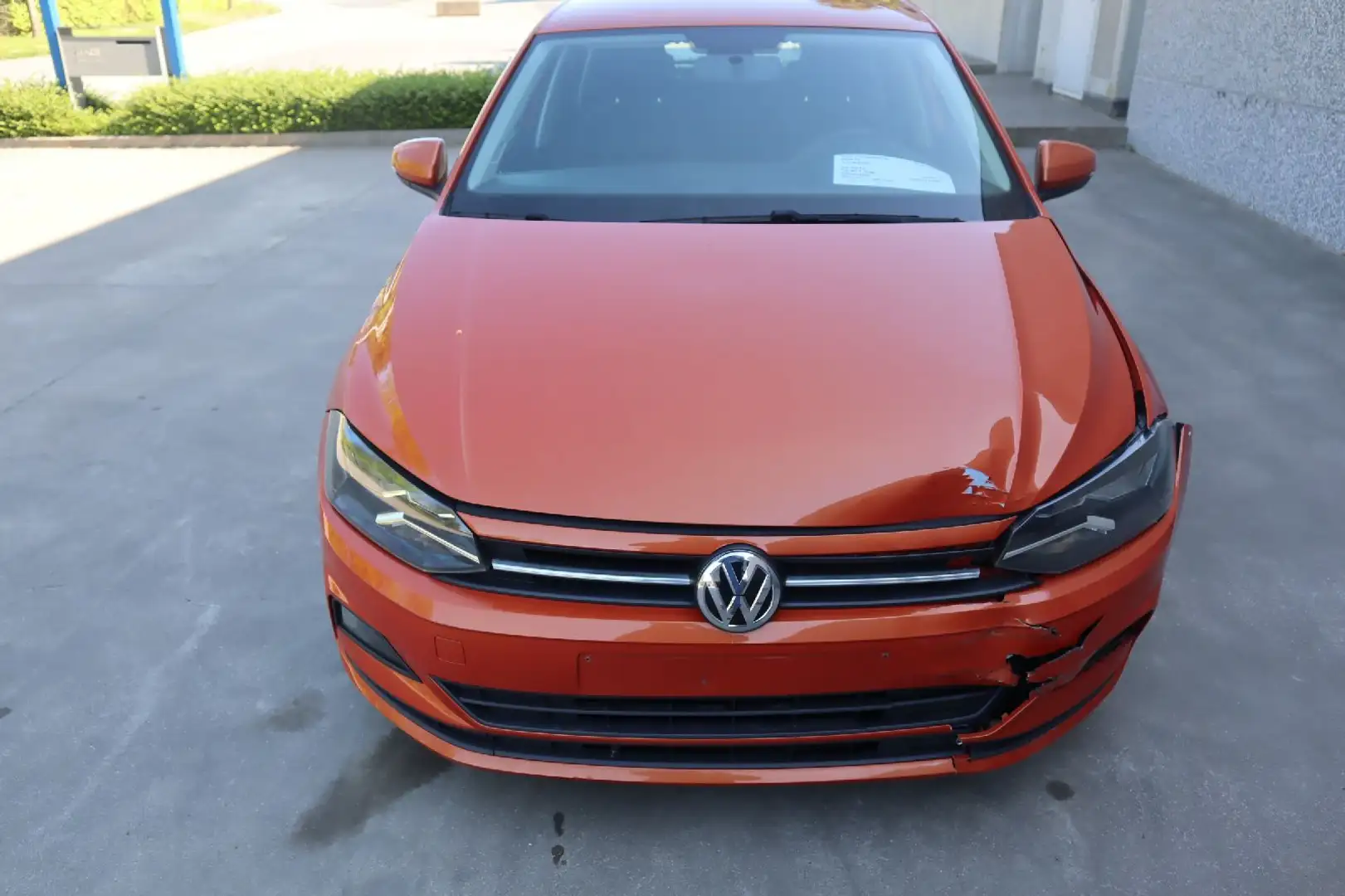 Volkswagen Polo 1.0 Benz Oranje - 2