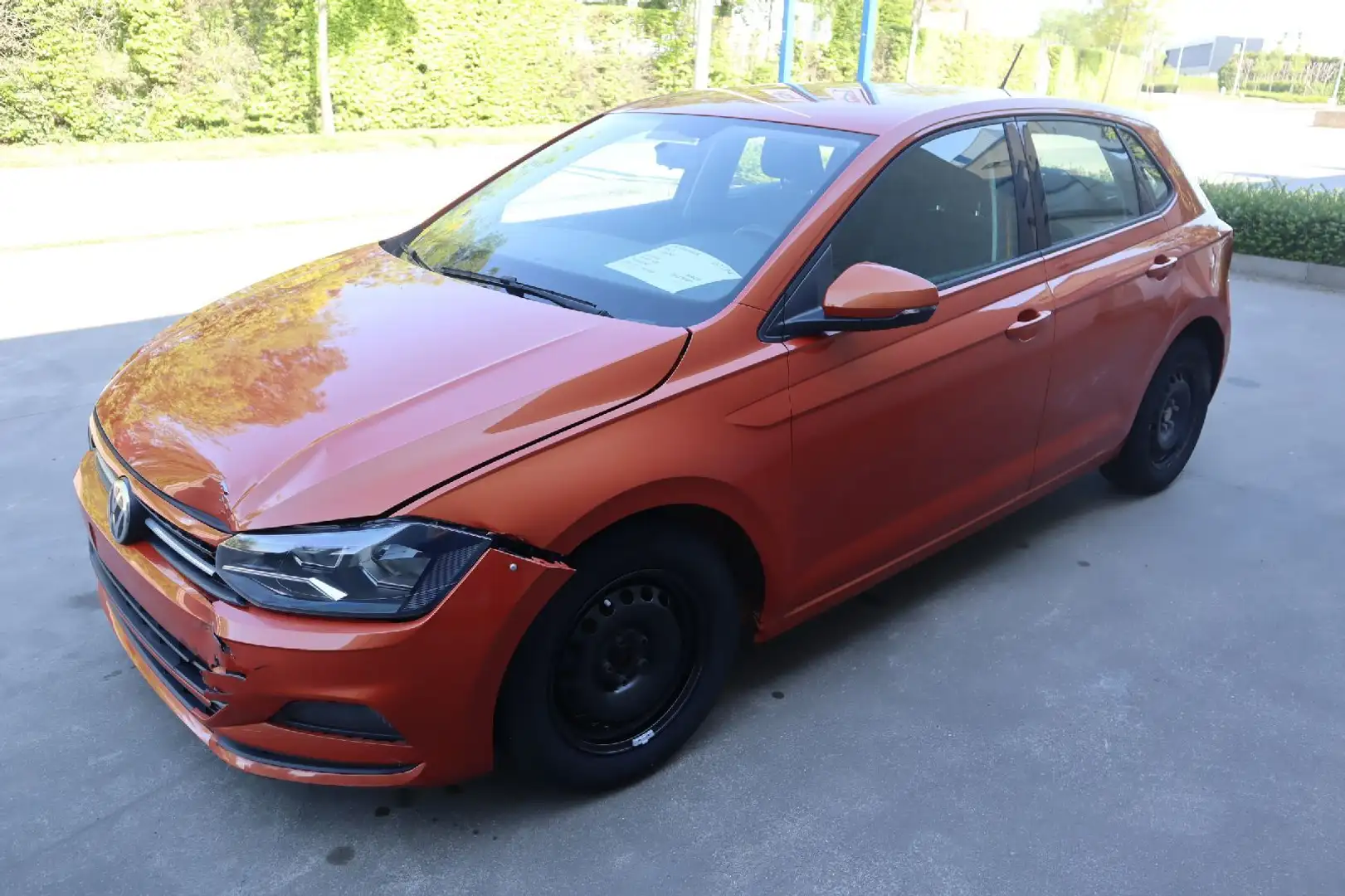 Volkswagen Polo 1.0 Benz Oranje - 1
