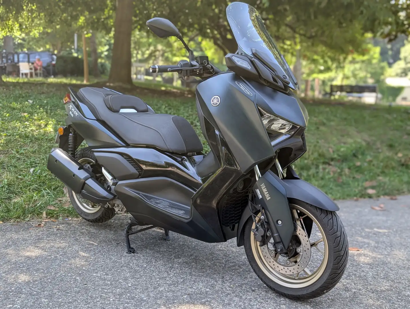 Yamaha X-Max 300 Bleu - 1