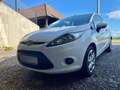 Ford Fiesta 1.6 TDCi 95CV 3 porte Weiß - thumbnail 9