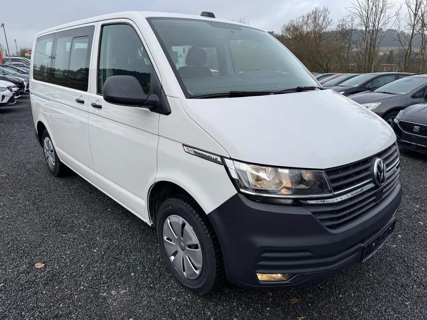 Volkswagen T6 Kombi T6.1 Kombi 2.0 TDI *CARAVELLE*9-SITZER*NAVI*APP- Weiß - 1