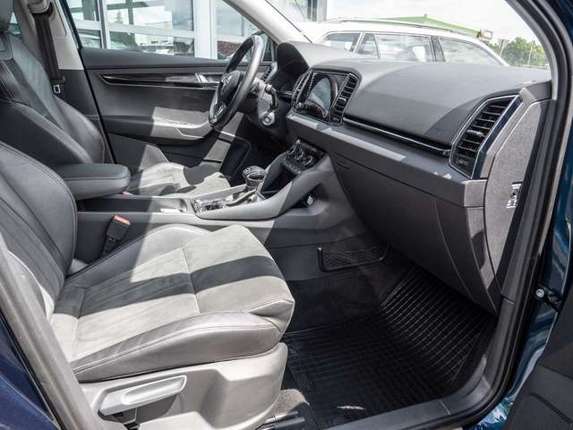 Skoda Karoq 1.5 TSI ACT Style 4x4 PDC SHZ AHK LED