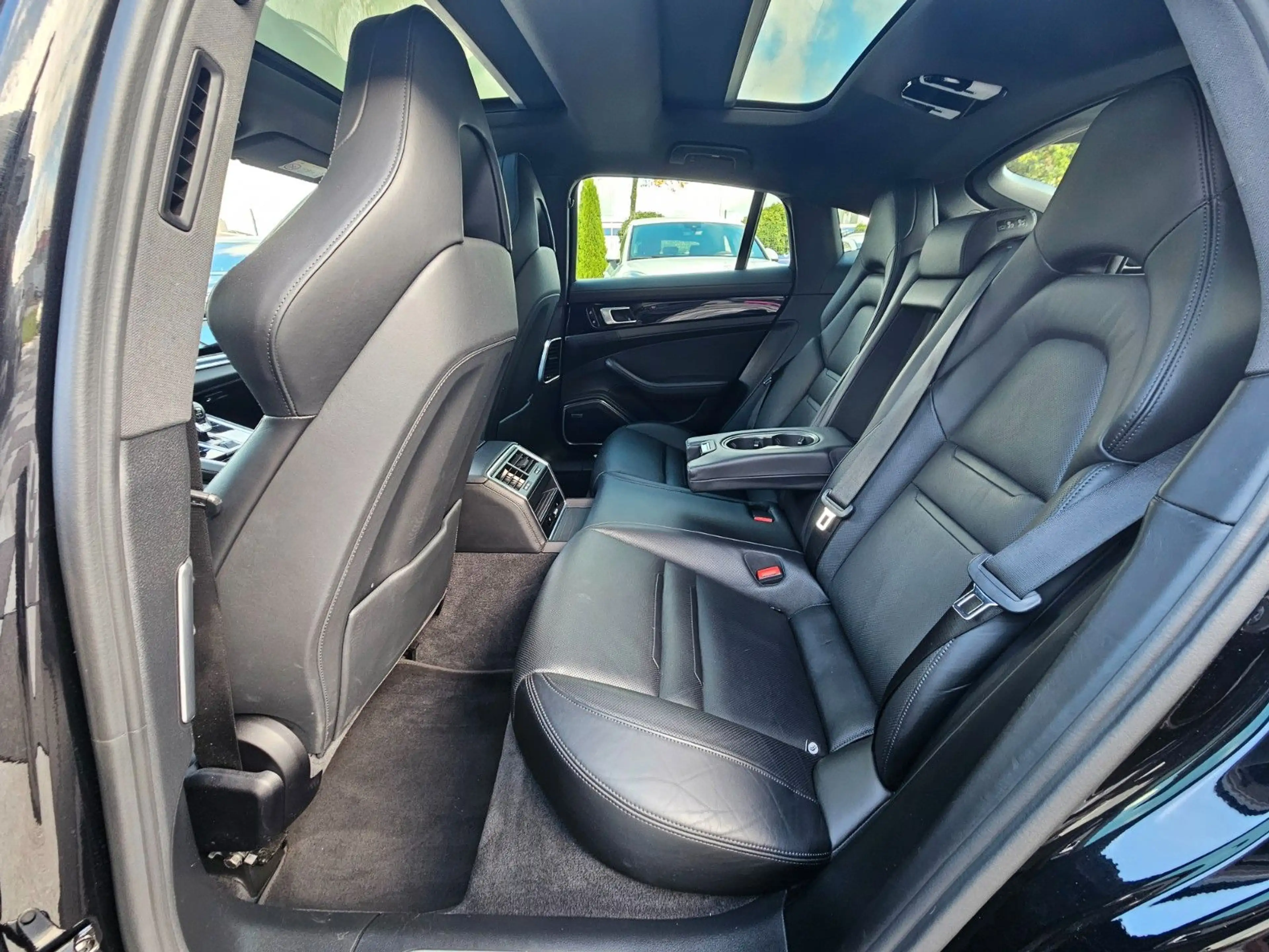 Porsche Panamera 4 E-Hybrid+BOSE+HUD+Pano+21 Zoll — photo 12