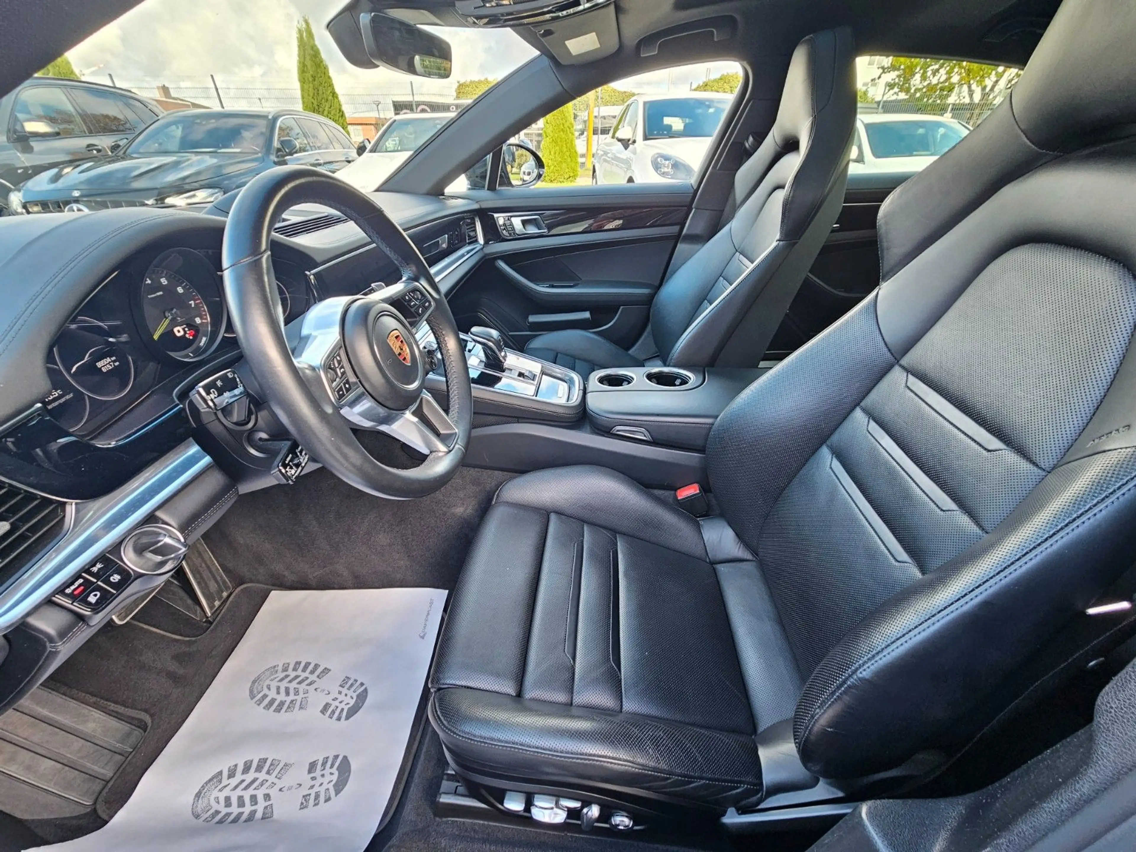 Porsche Panamera 4 E-Hybrid+BOSE+HUD+Pano+21 Zoll — photo 10
