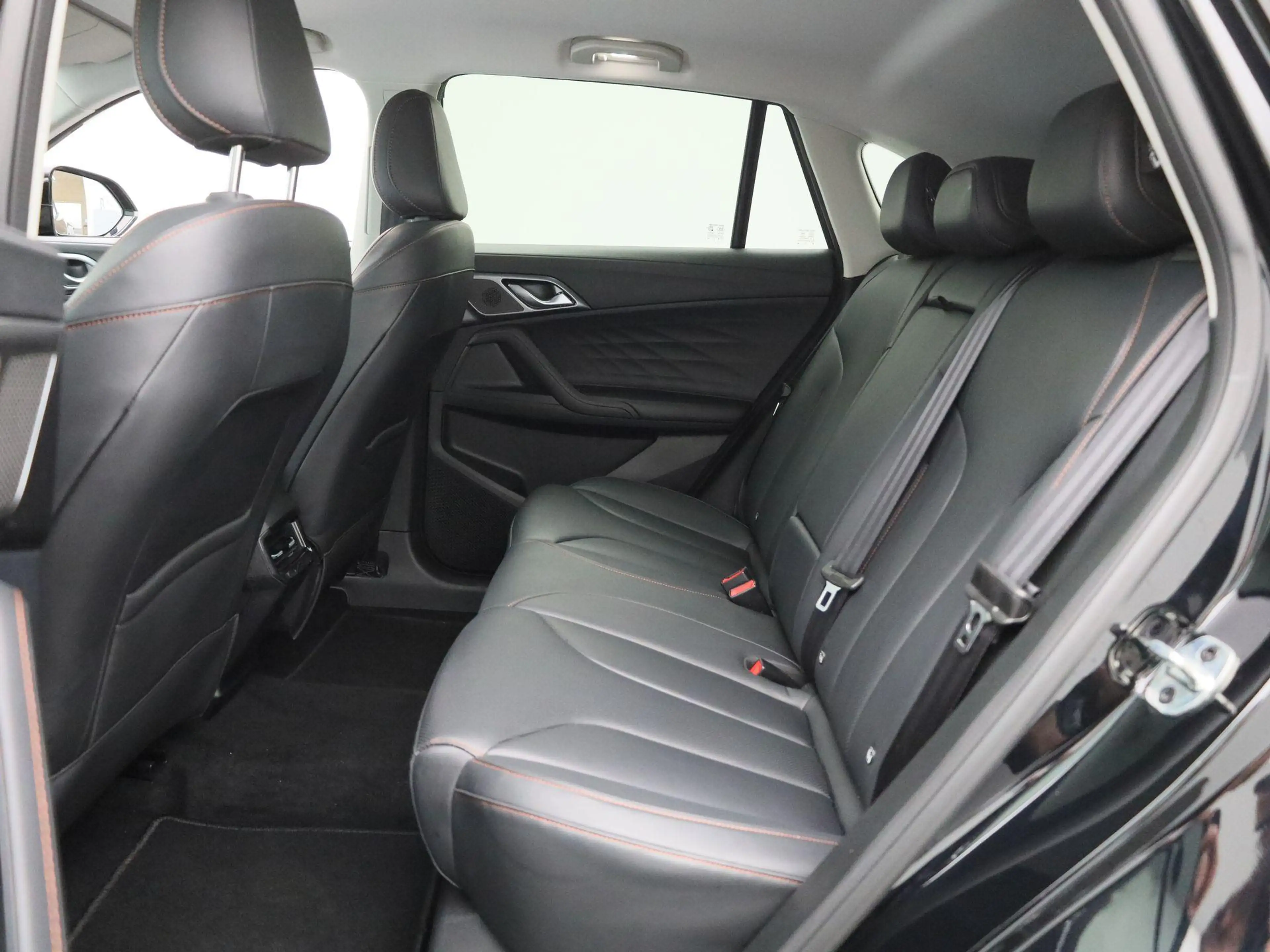 MG HS 1.5 PHEV Aut. 272pk Luxury | 1e-Eig. | 100km Elect — photo 12