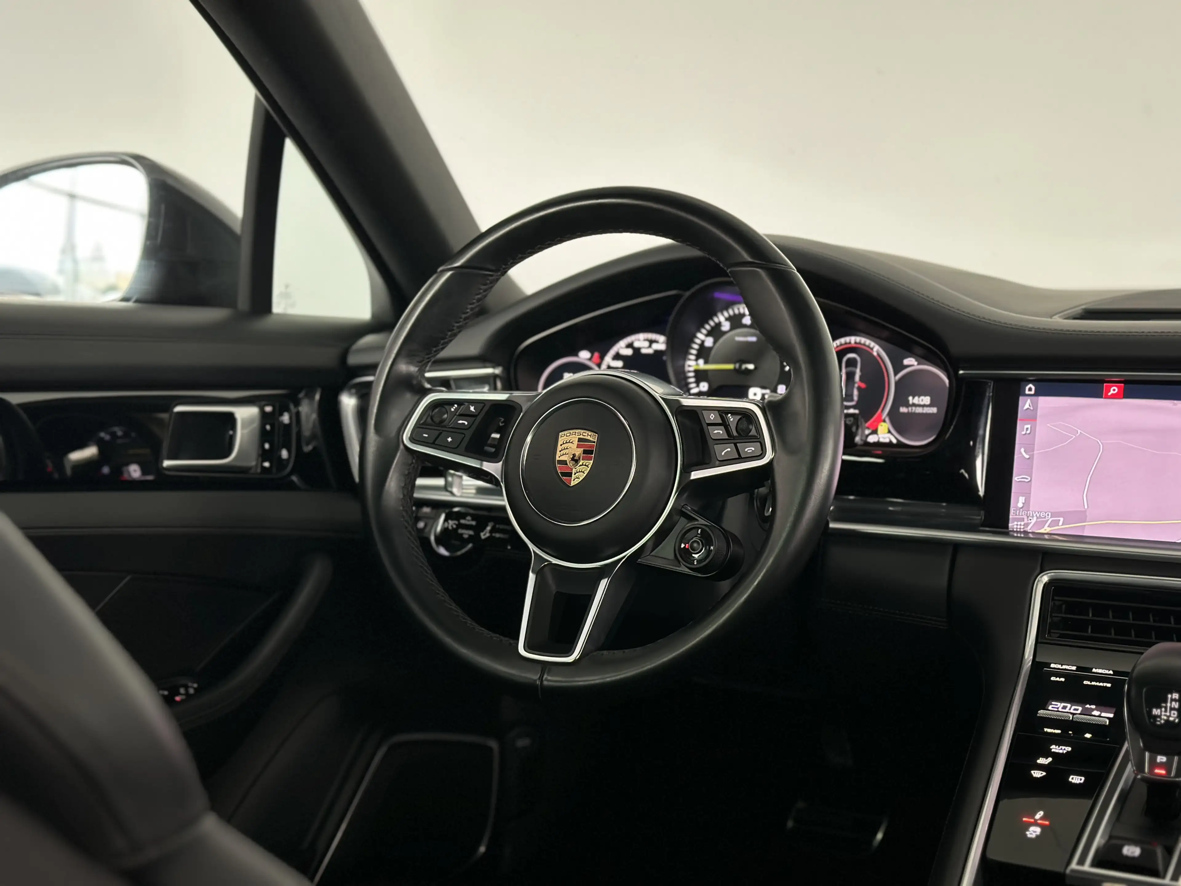 Porsche Panamera SPORT TURISMO 4 E-HYBRID *APPROVED10 26 — photo 13