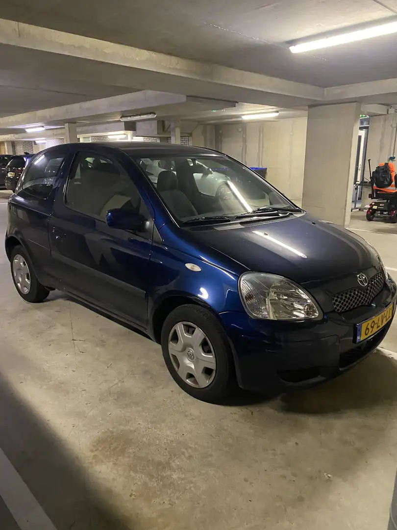 Toyota Yaris 1.0 VVT-i Sol Bleu - 2