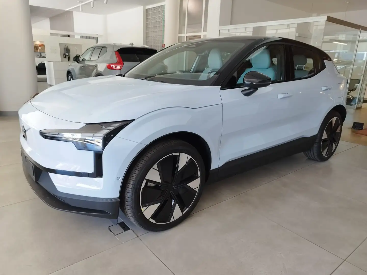 Volvo EX30 Twin Motor  Ultra awd 428CV CHIAVI IN MANO Blu/Azzurro - 1