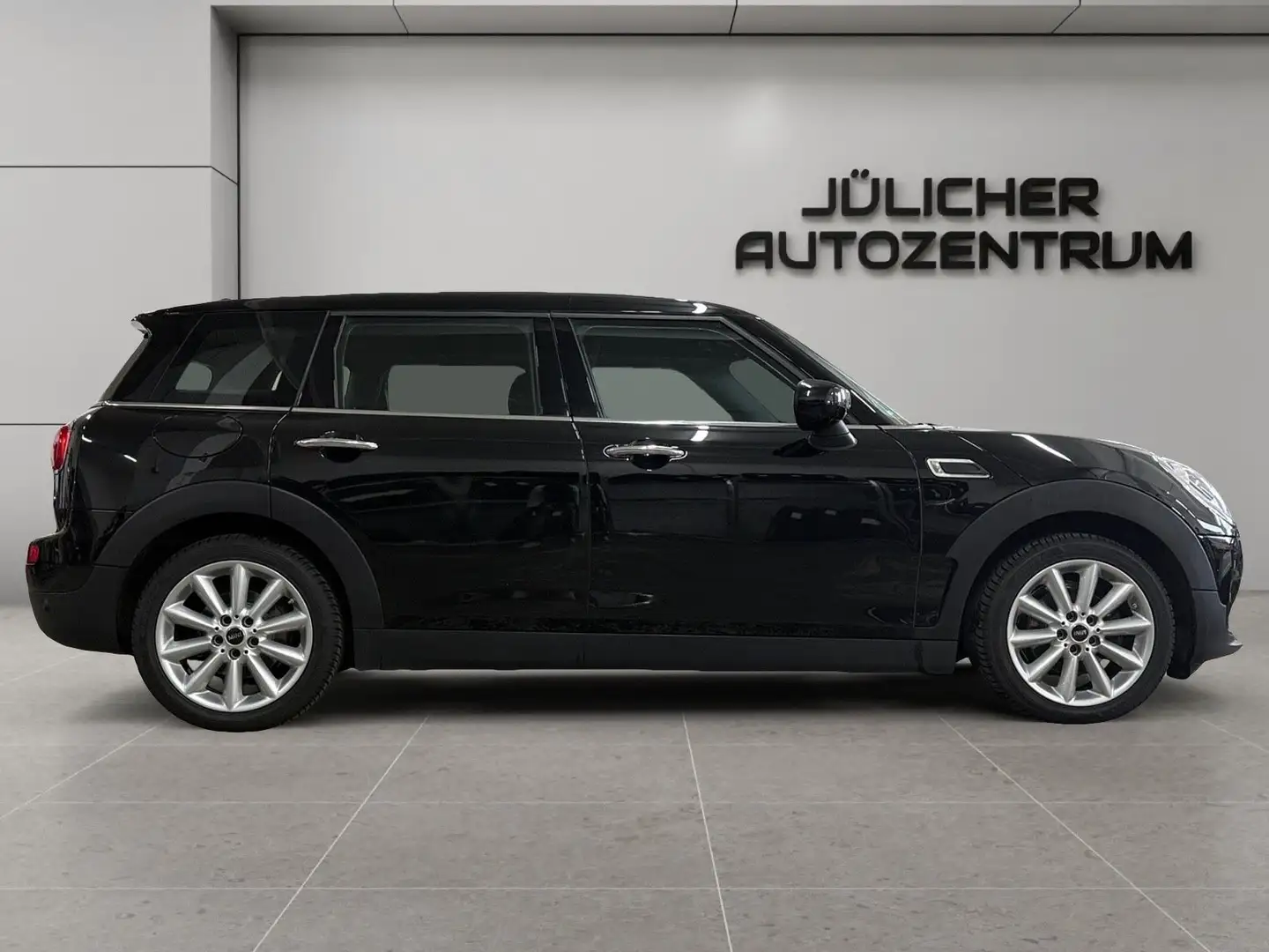 MINI One D Clubman Aut., 2.Hand, 1 Jahr Garantie incl Schwarz - 2