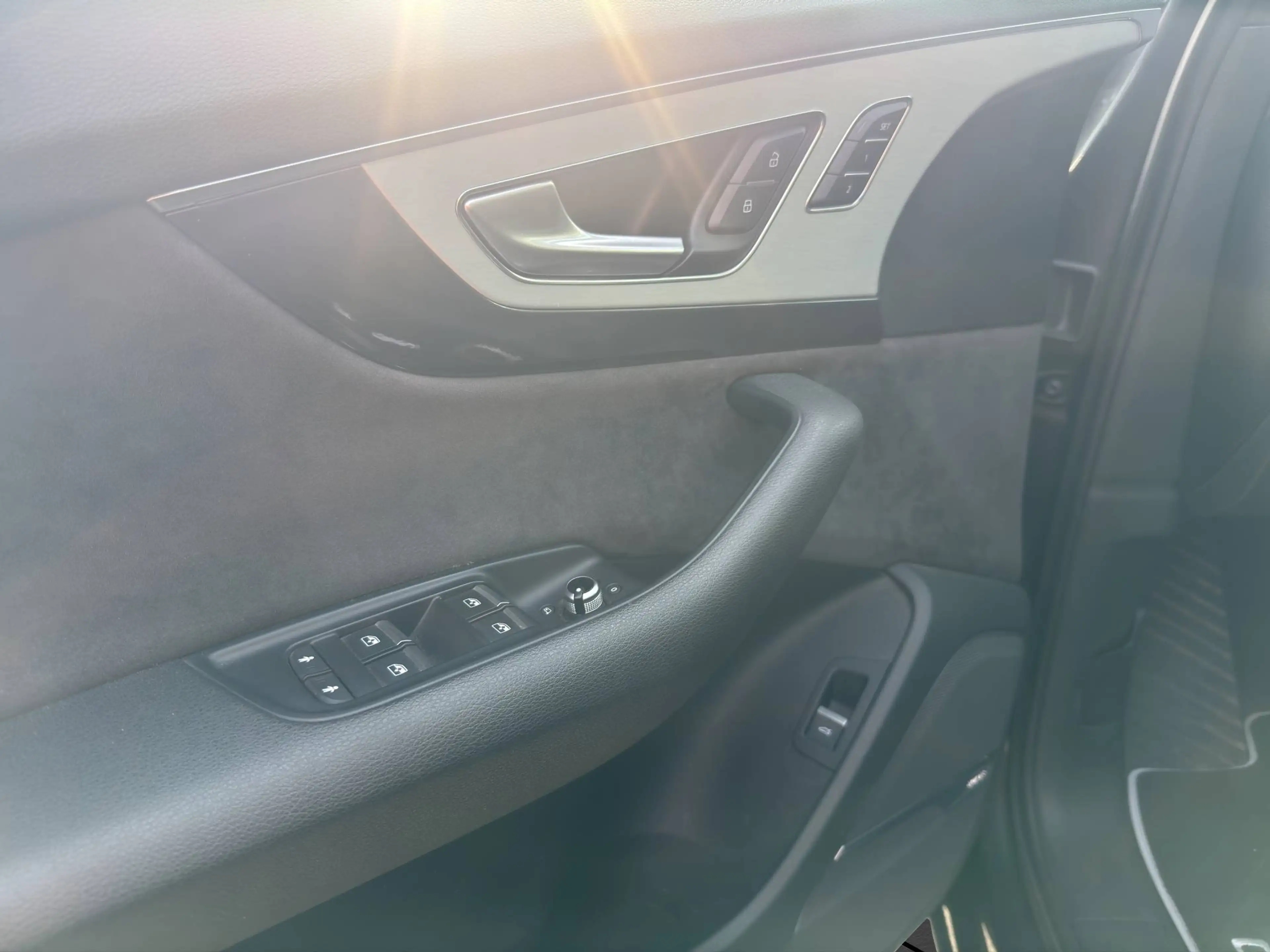 Audi Q7 e-tron Q7 e-tron 3.0 TDi V6 Quattro e-tron Tiptronic (275 kW) — photo 13