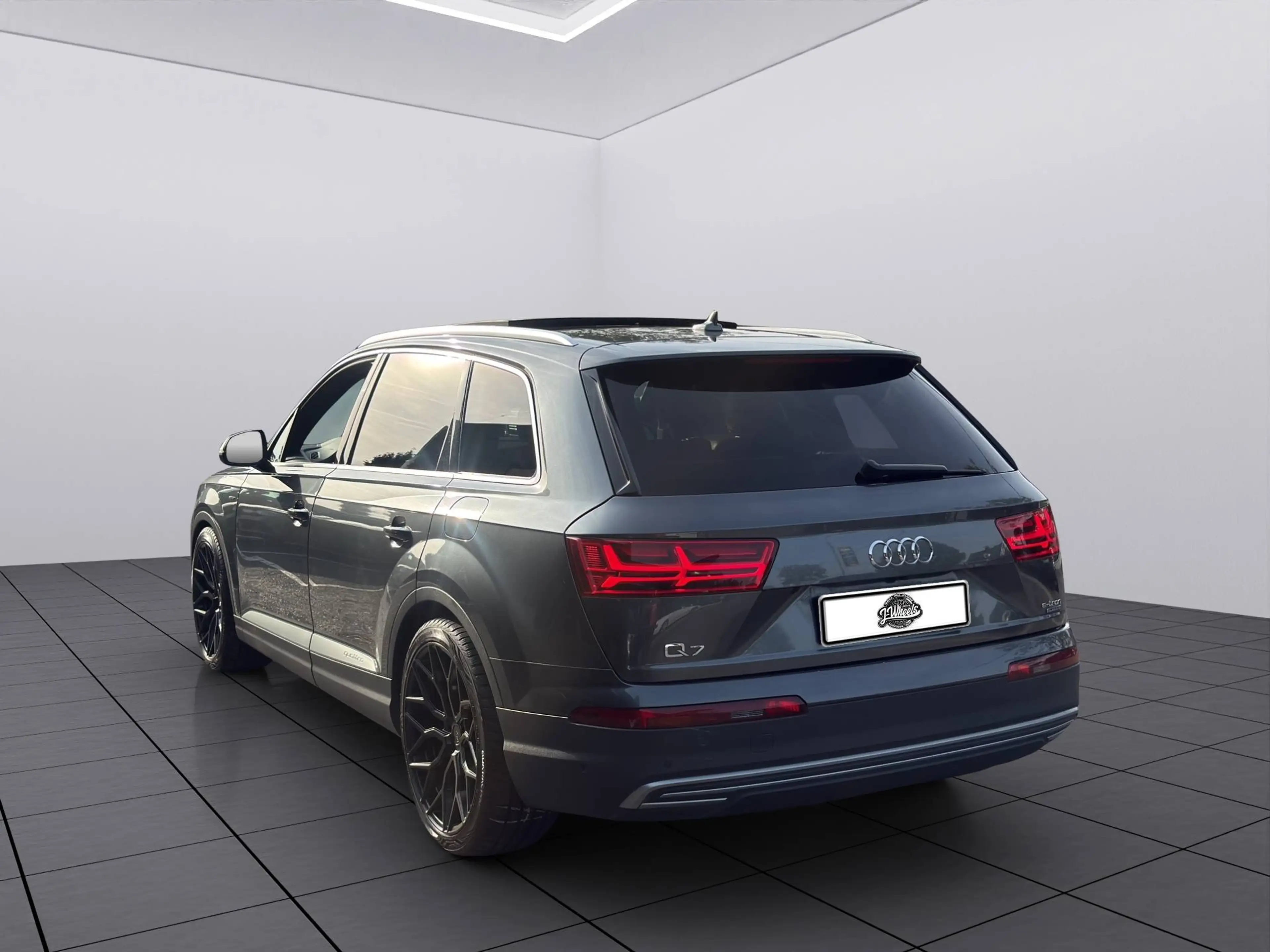Audi Q7 e-tron Q7 e-tron 3.0 TDi V6 Quattro e-tron Tiptronic (275 kW) — photo 5