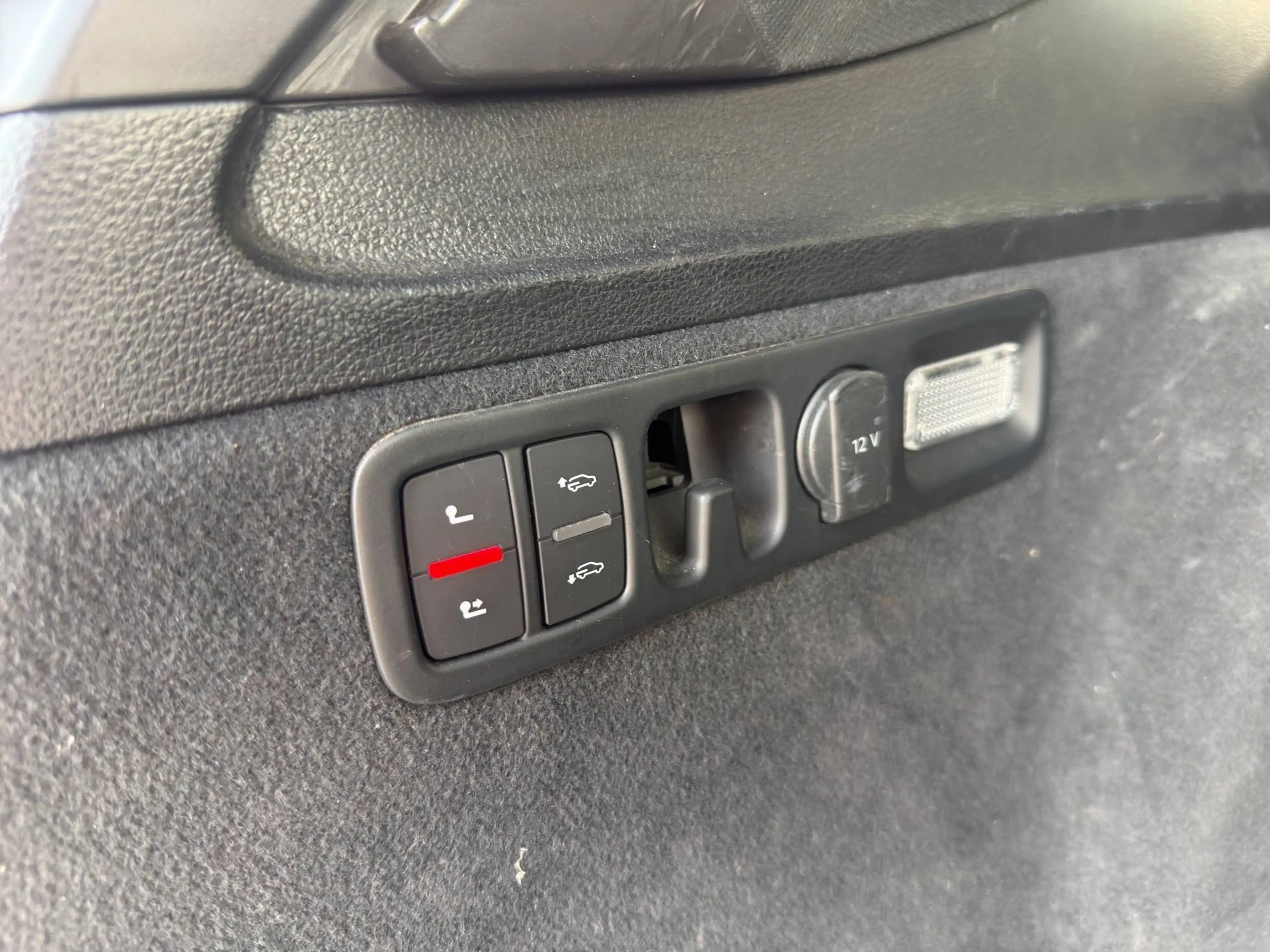 Audi Q7 e-tron Q7 e-tron 3.0 TDi V6 Quattro e-tron Tiptronic (275 kW) — photo 22