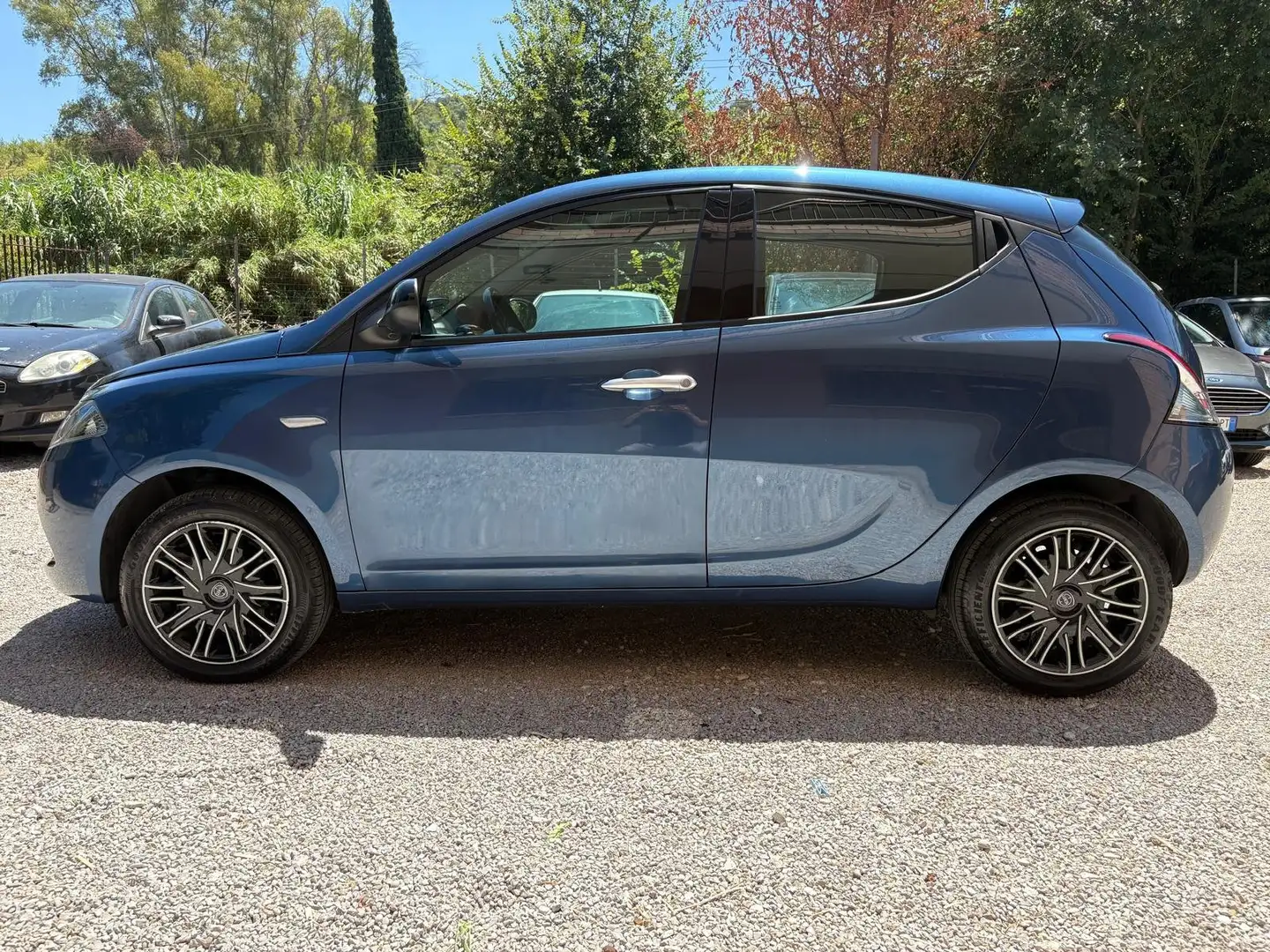 Lancia Ypsilon Ypsilon III 2021 1.0 firefly hybrid Gold s Blu/Azzurro - 2