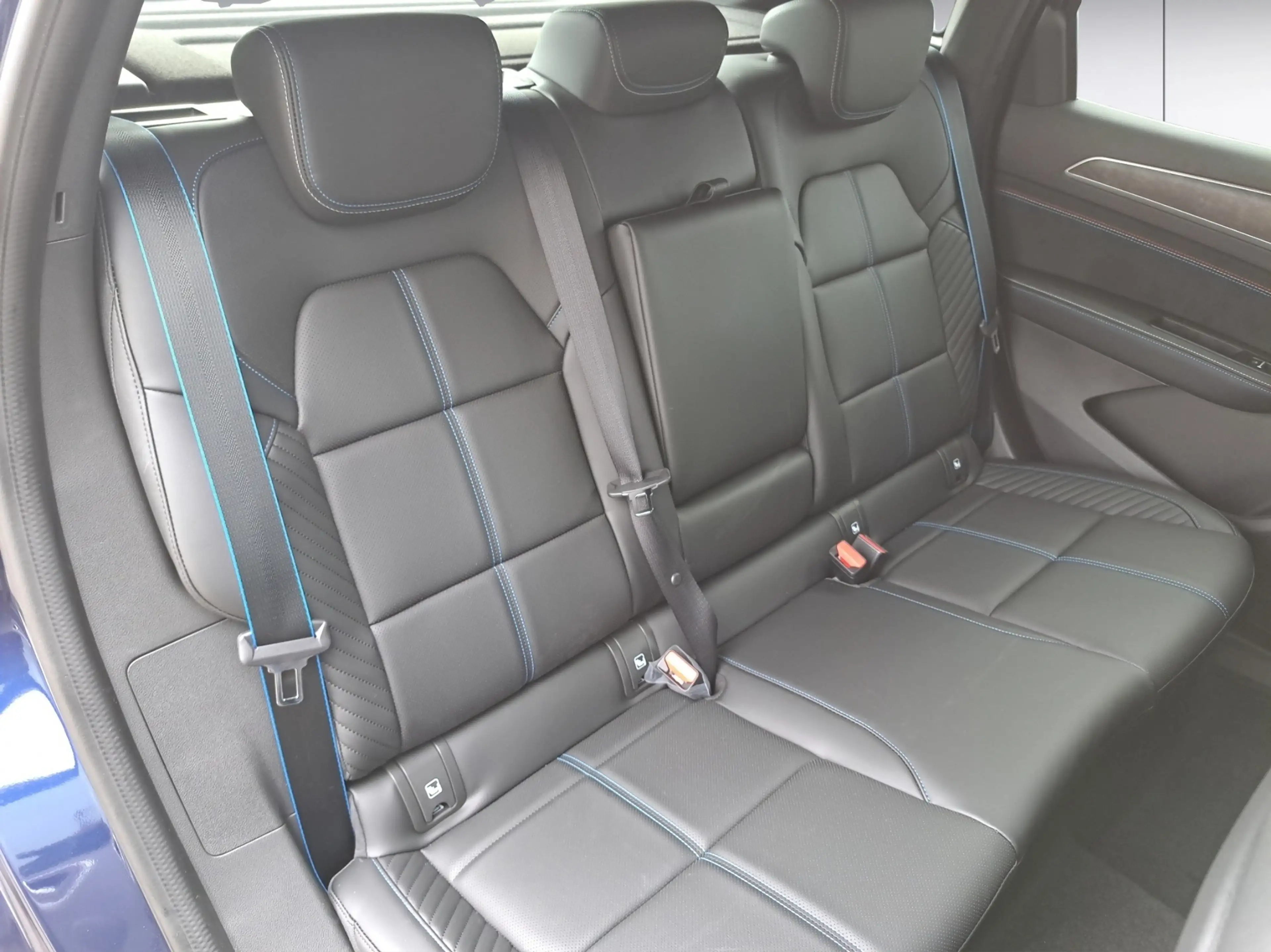 Renault Arkana Esprit Alpine E-Tech Full Hybrid 145 — photo 9