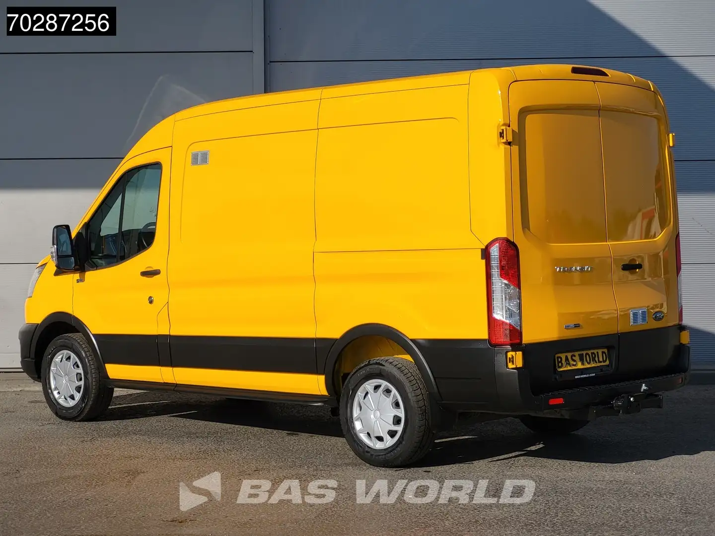 Ford Transit 130pk L2H2 Airco Cruise Trekhaak Parkeersensoren W Geel - 2