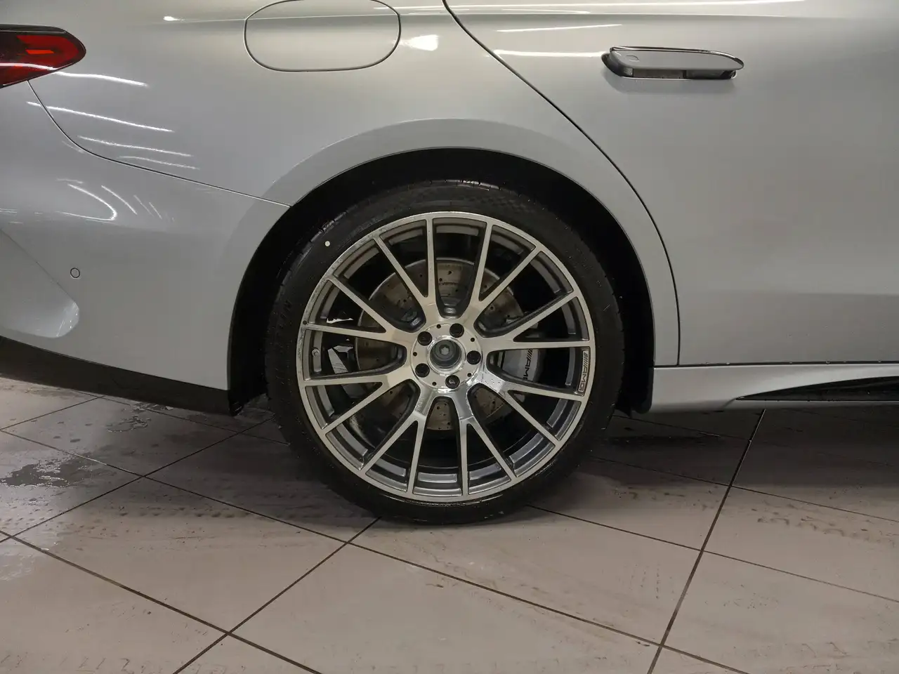 Mercedes-Benz E-Class fotografie Mercedes-Benz E-Class