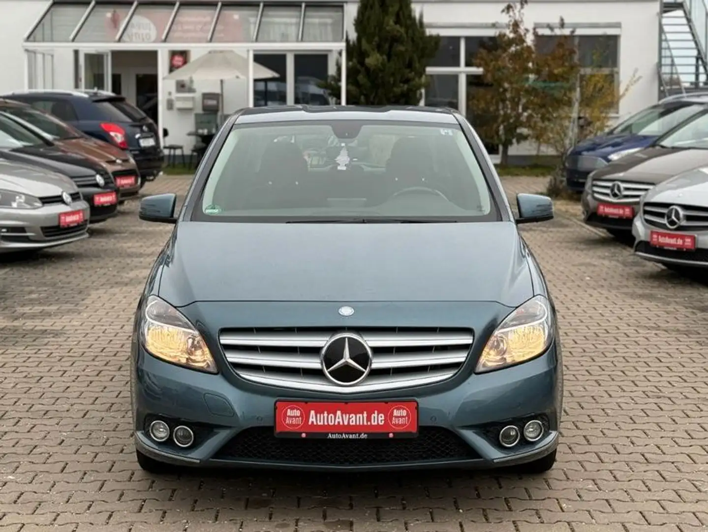 Mercedes-Benz B 180 CDI / d *SHZ*NAVI*MFL*PDC*KLIMA* Blau - 2