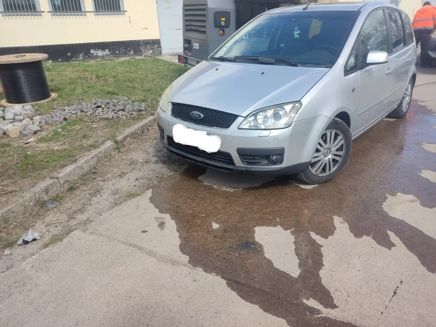 Ford Focus C-Max Focus C-MAX 1.6 TDCi Futura Silber - 2