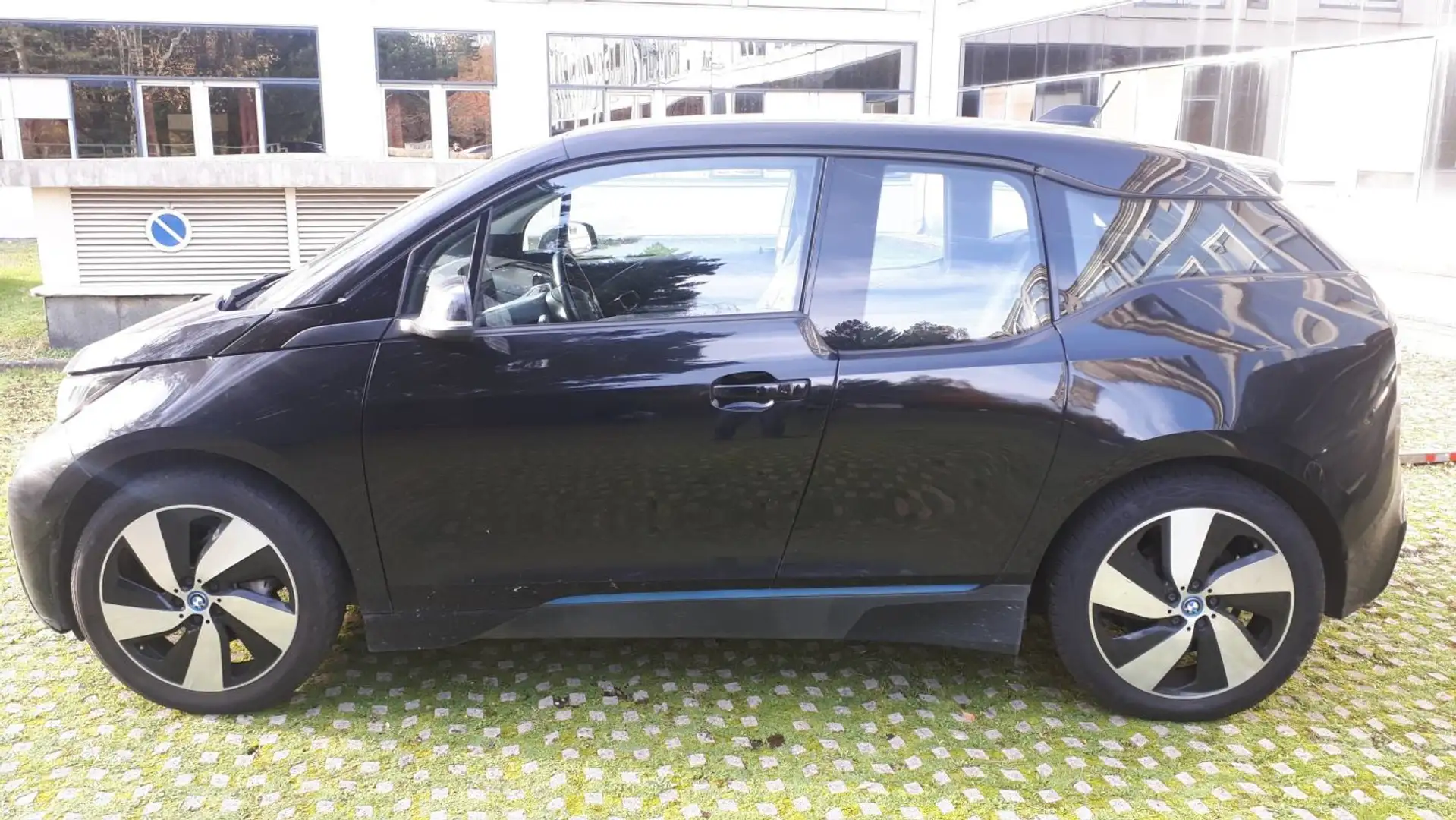 BMW i3 Rex 94Ah 170 eDrive Edition Atelier Noir - 2