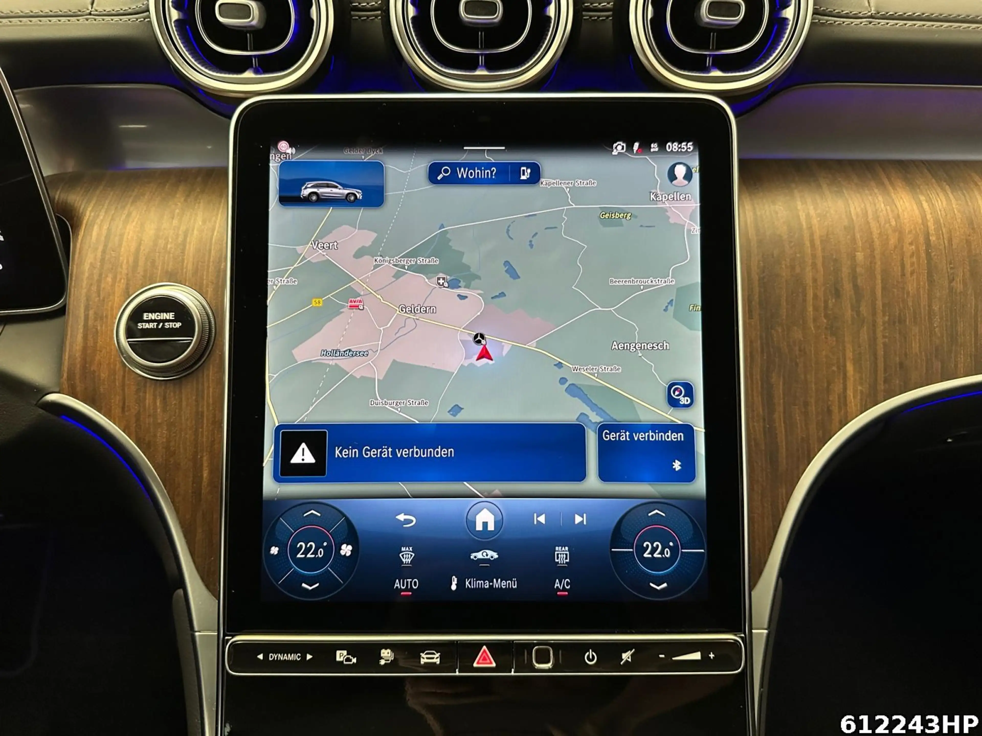 Mercedes-Benz GLC 300 e 4M AMG AHK Distronic DigitalLight 360° — photo 10