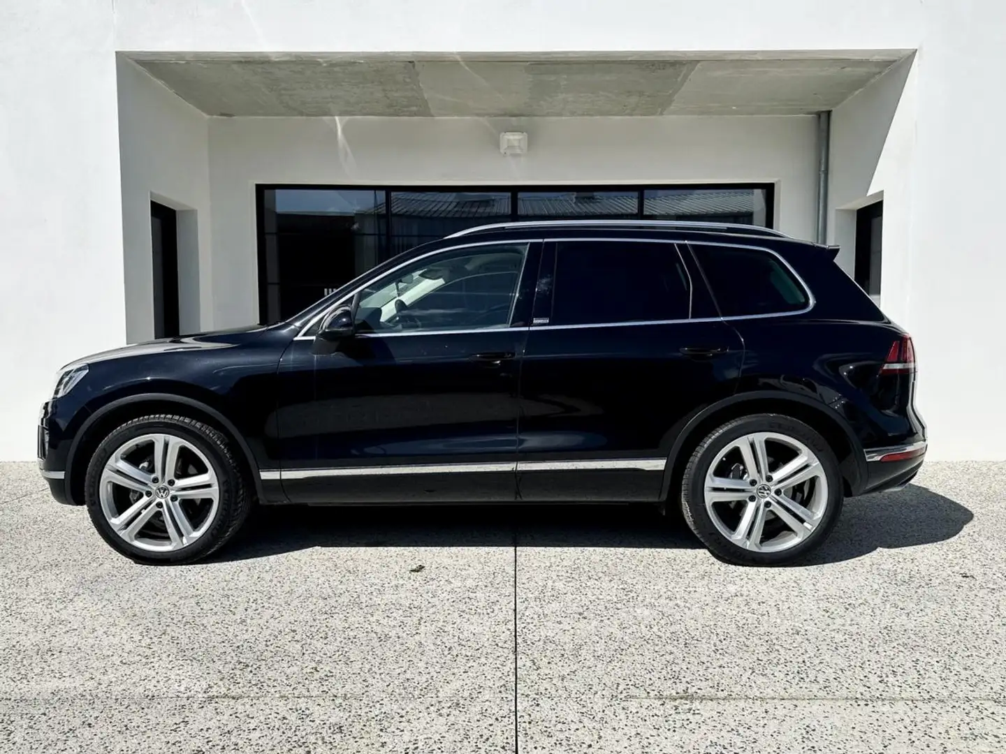 Volkswagen Touareg Touareg 3.0 V6 TDI  262 CH Noir - 2