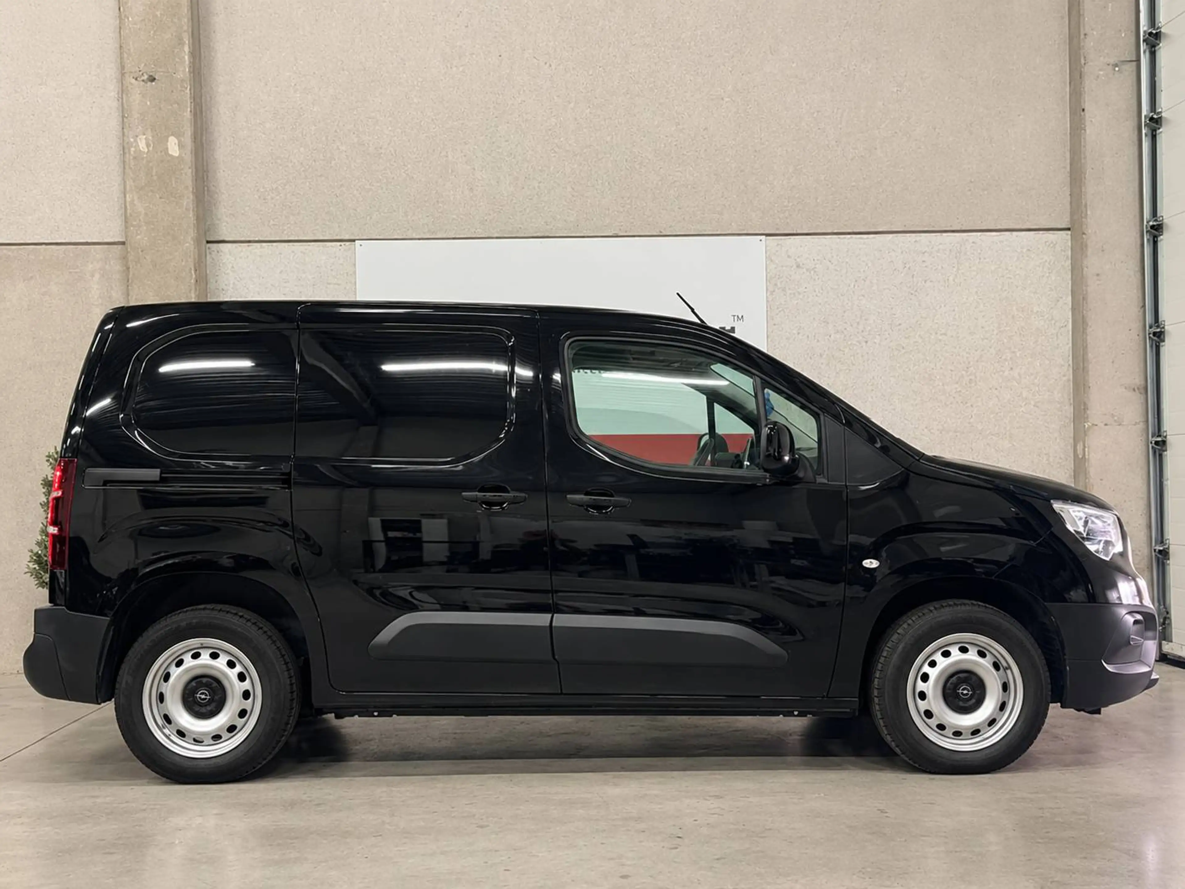 Opel Combo 1.5 TD Lichte vracht Airco-CarPlay/Android-Pdc- 1Ste Eigenaar-BTW Inclusief. — photo 7