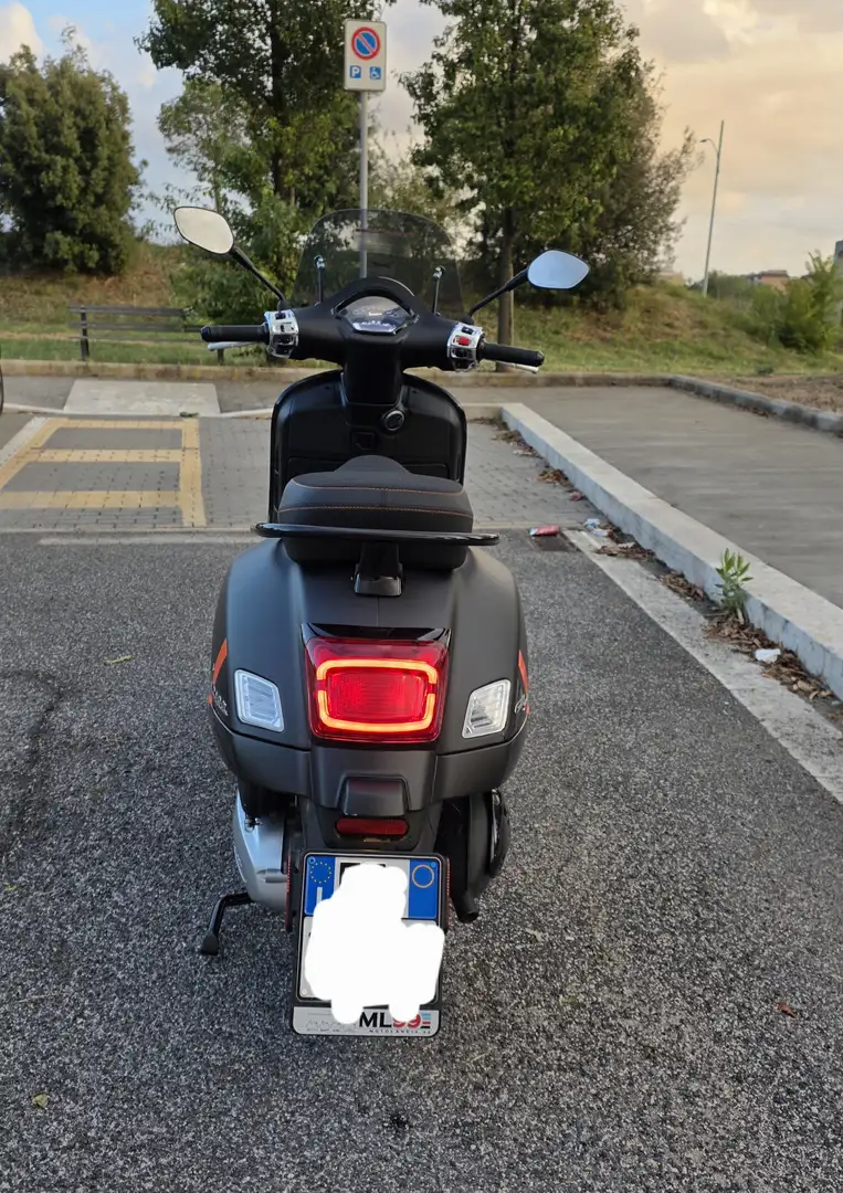 Vespa GTS Super Sport 300 - 1