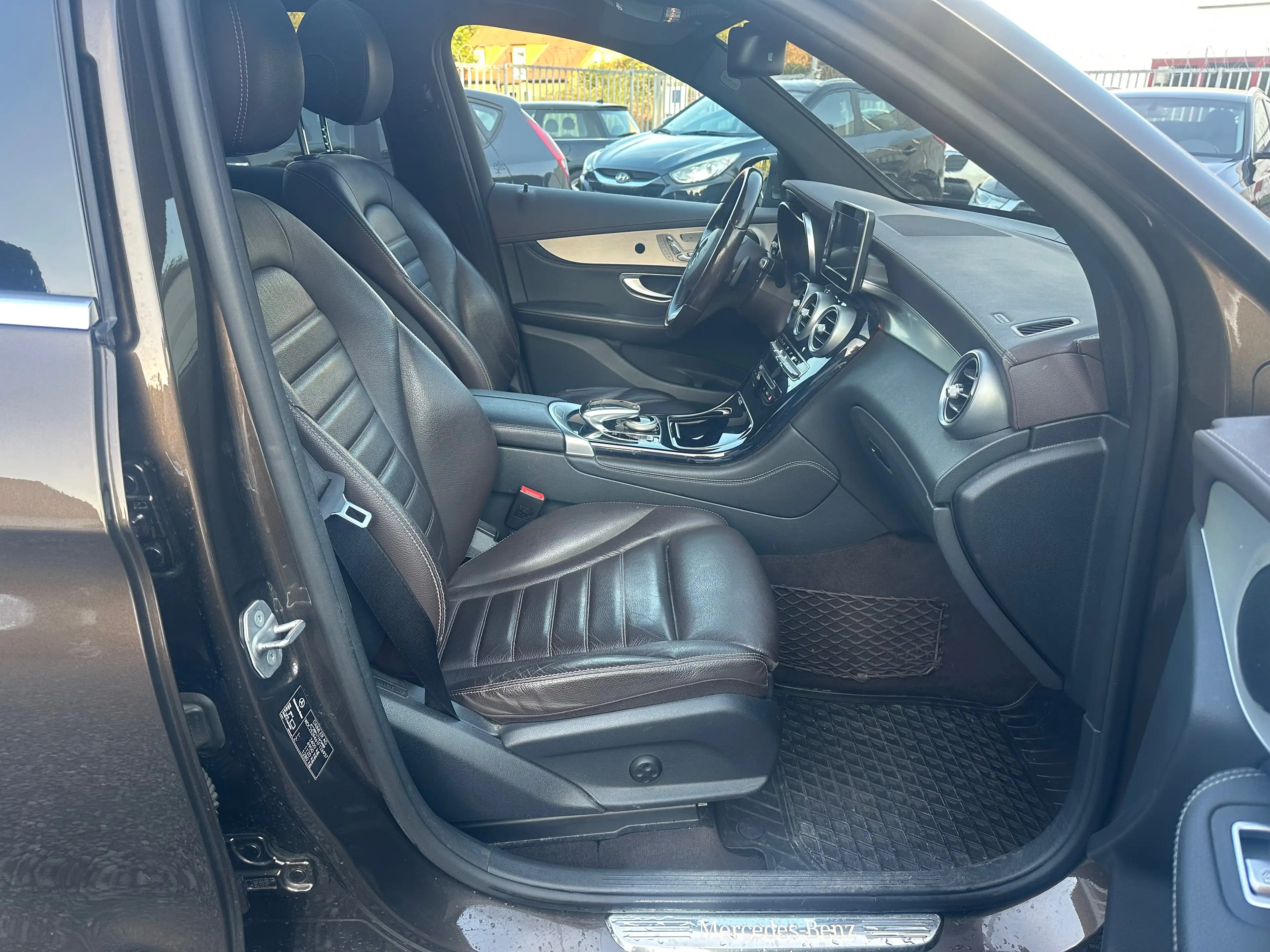 Mercedes-Benz GLC 250 GLC 250 4Matic — photo 9