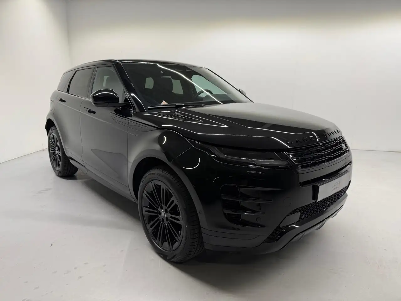 Land Rover Range Rover Evoque 2026 — фото 12